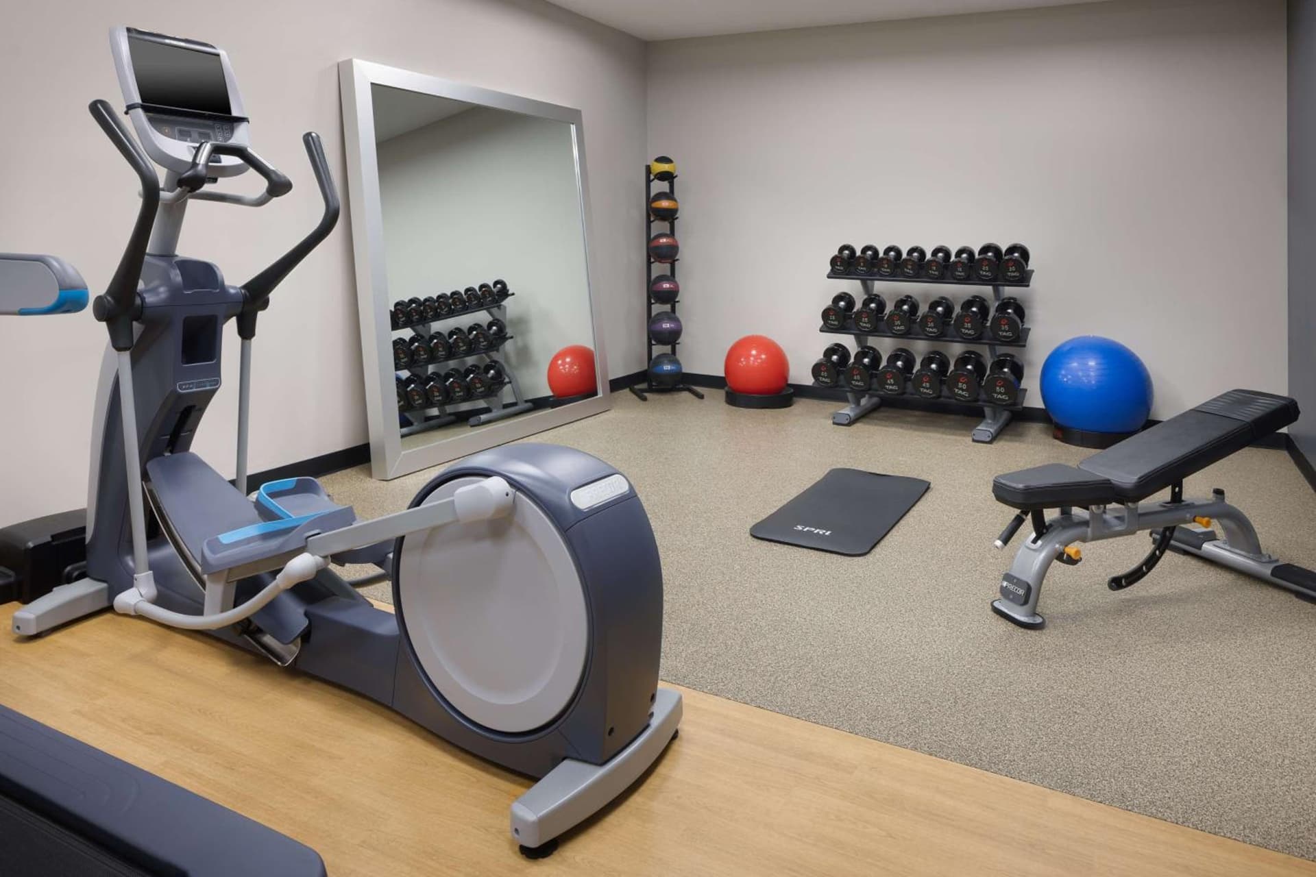 DoubleTree Suites by Hilton Lexington gallery photo in Lexington, KY — image 34