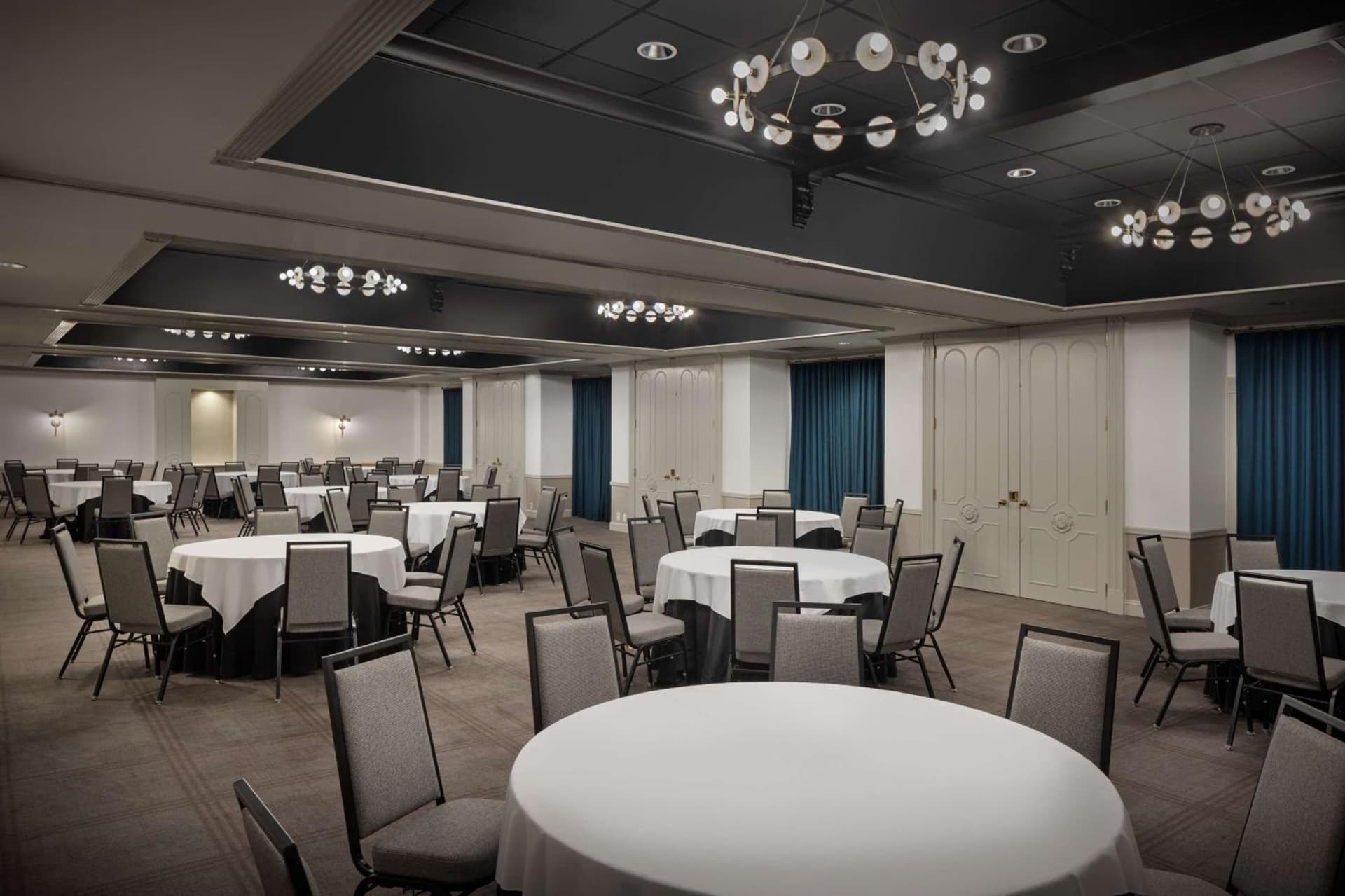 DoubleTree Suites by Hilton Lexington gallery photo in Lexington, KY — image 16