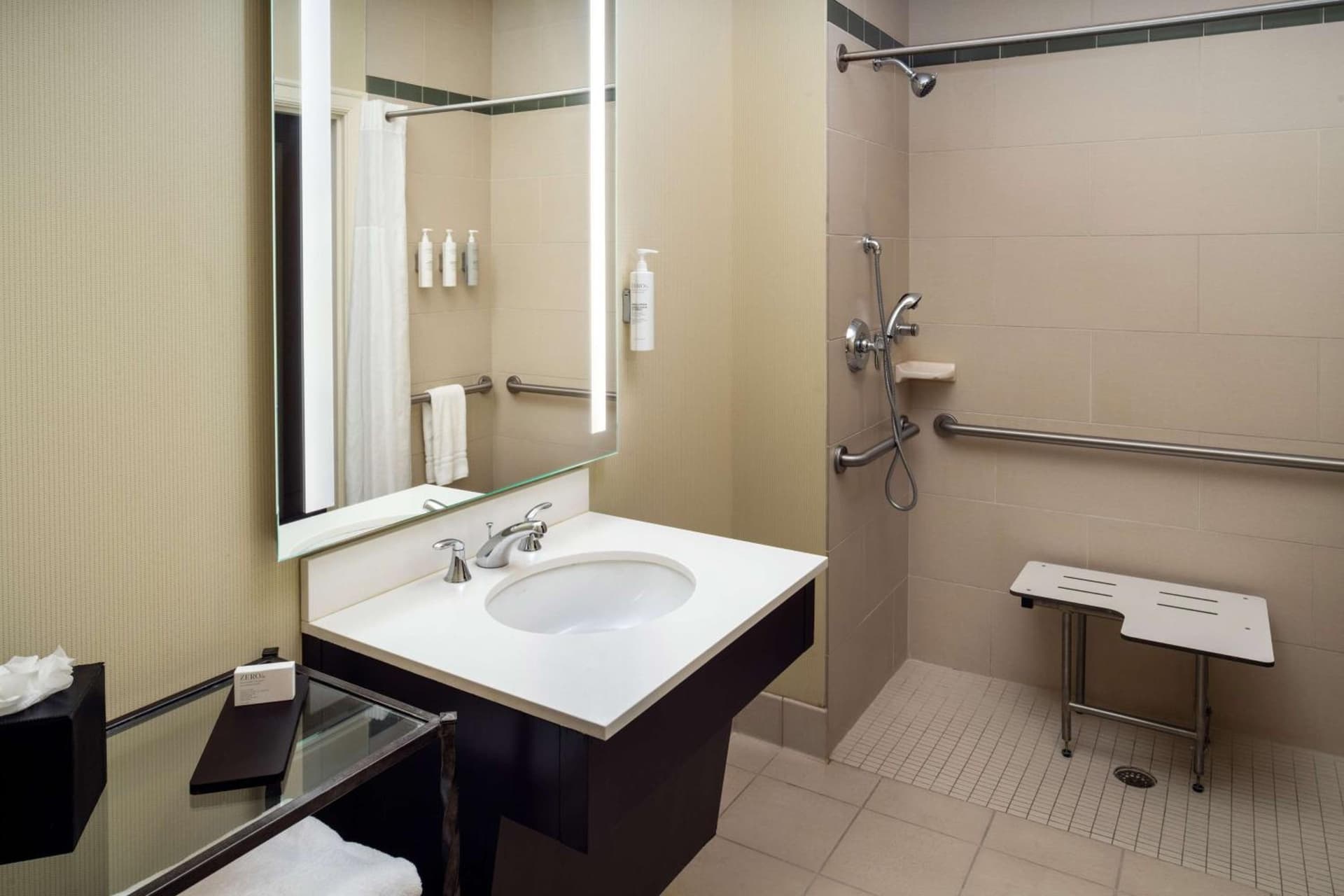 Embassy Suites Saint Louis - Downtown gallery photo in Saint Louis, MO — image 43