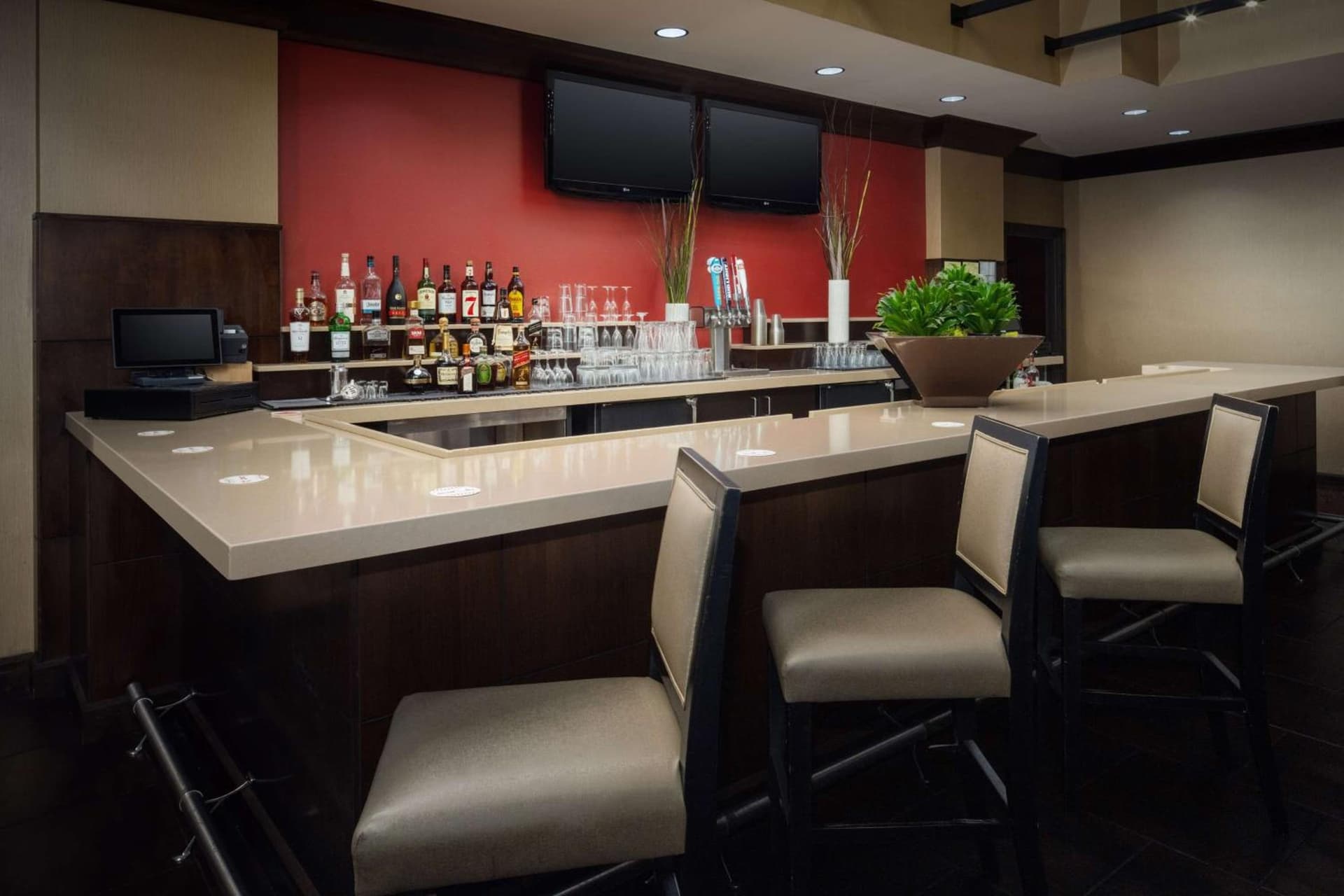 Embassy Suites Saint Louis - Downtown gallery photo in Saint Louis, MO — image 4
