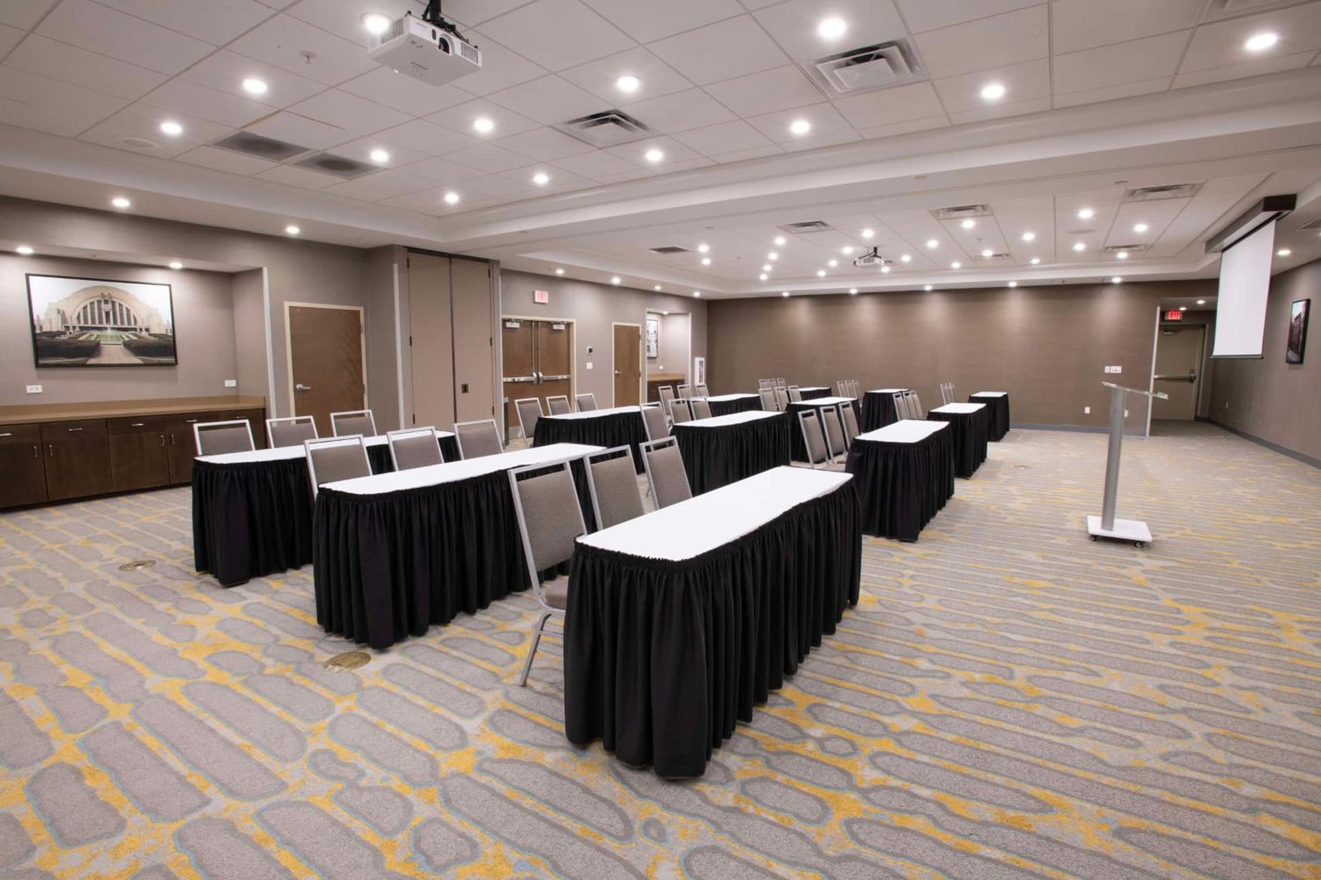 Hampton Inn & Suites - Cincinnati/Kenwood, OH gallery photo in Cincinnati, OH — image 11