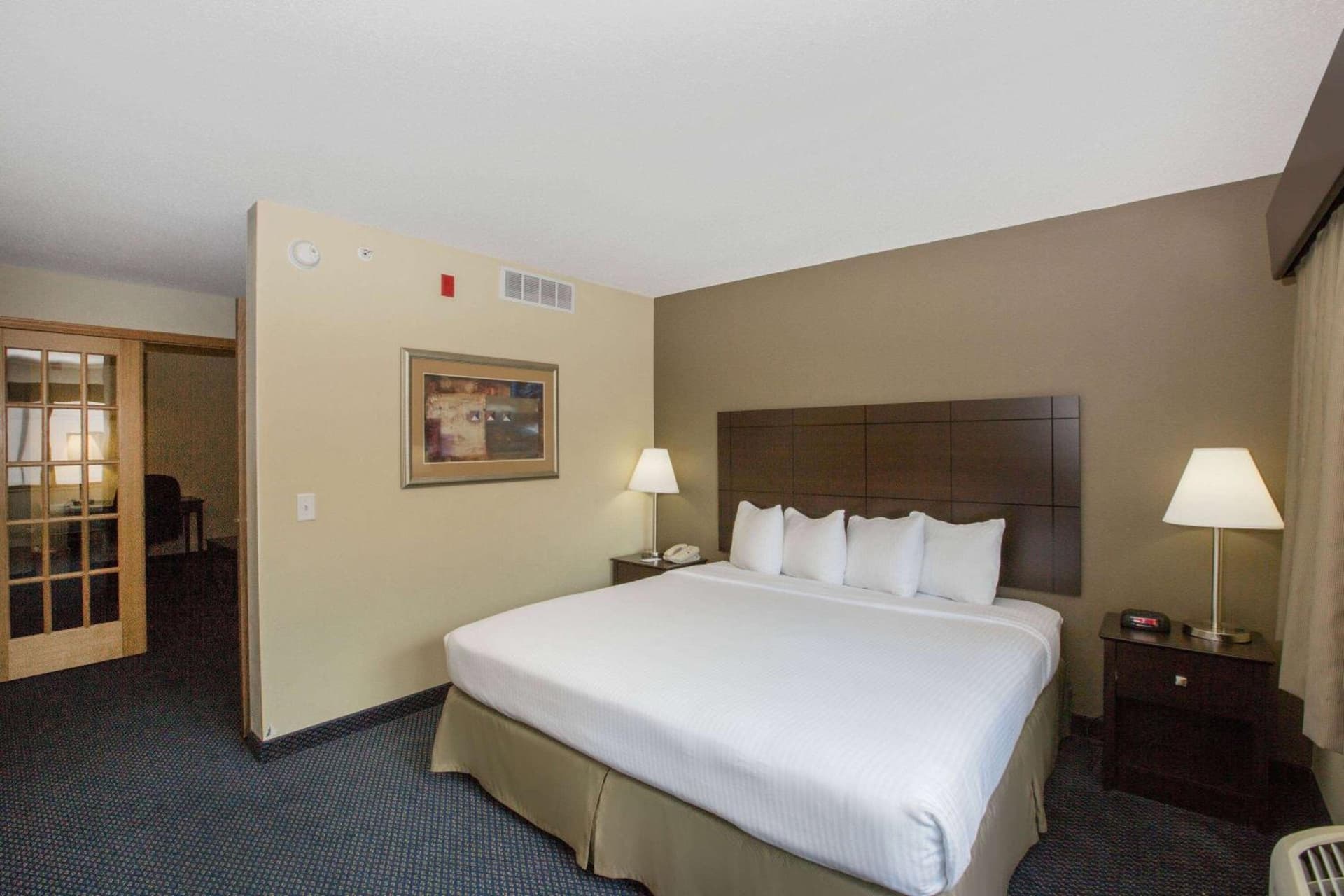 AmericInn by Wyndham Lincoln South gallery photo in Lincoln, NE — image 32