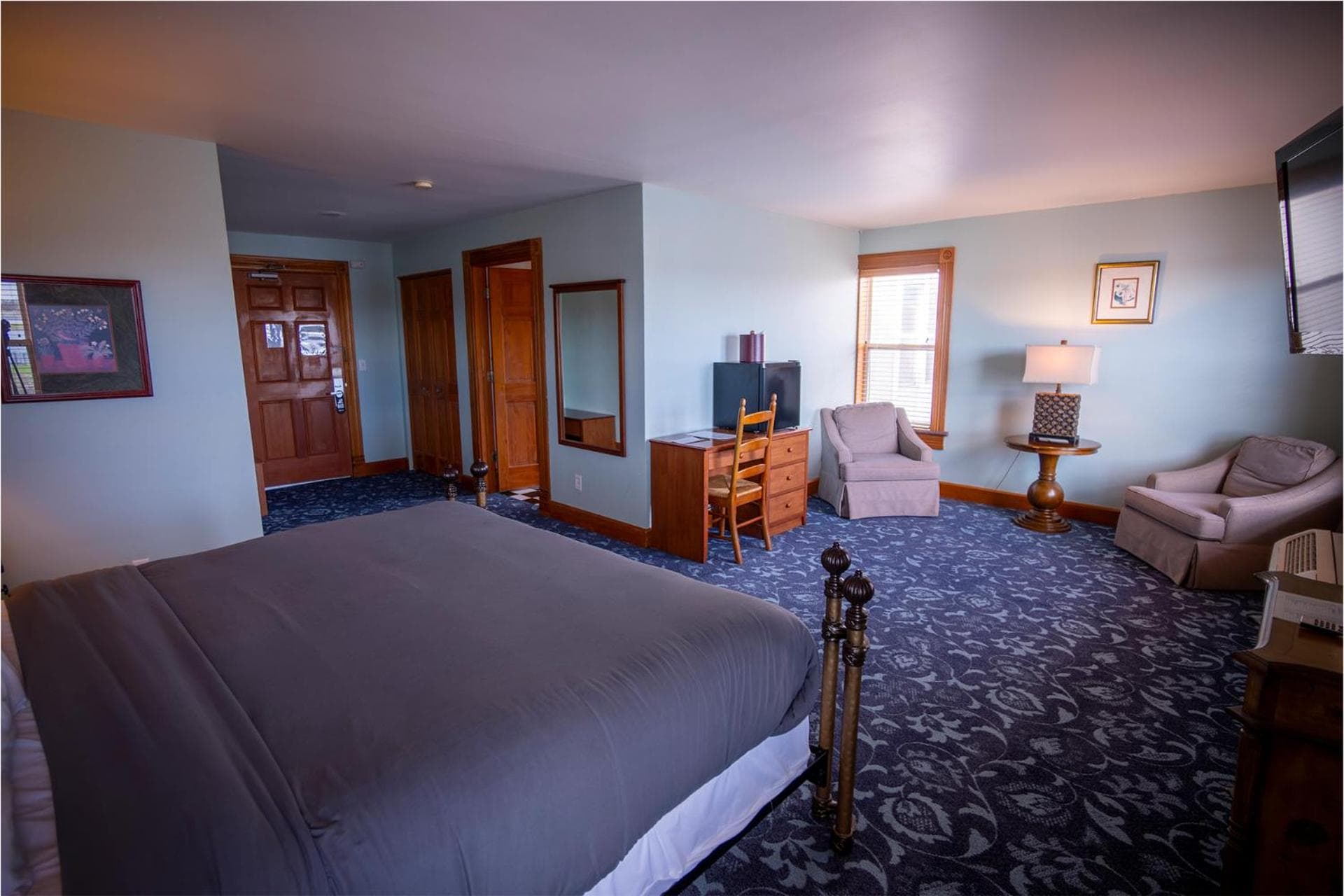 Nuks Executive Suites gallery photo in De Pere, WI — image 5