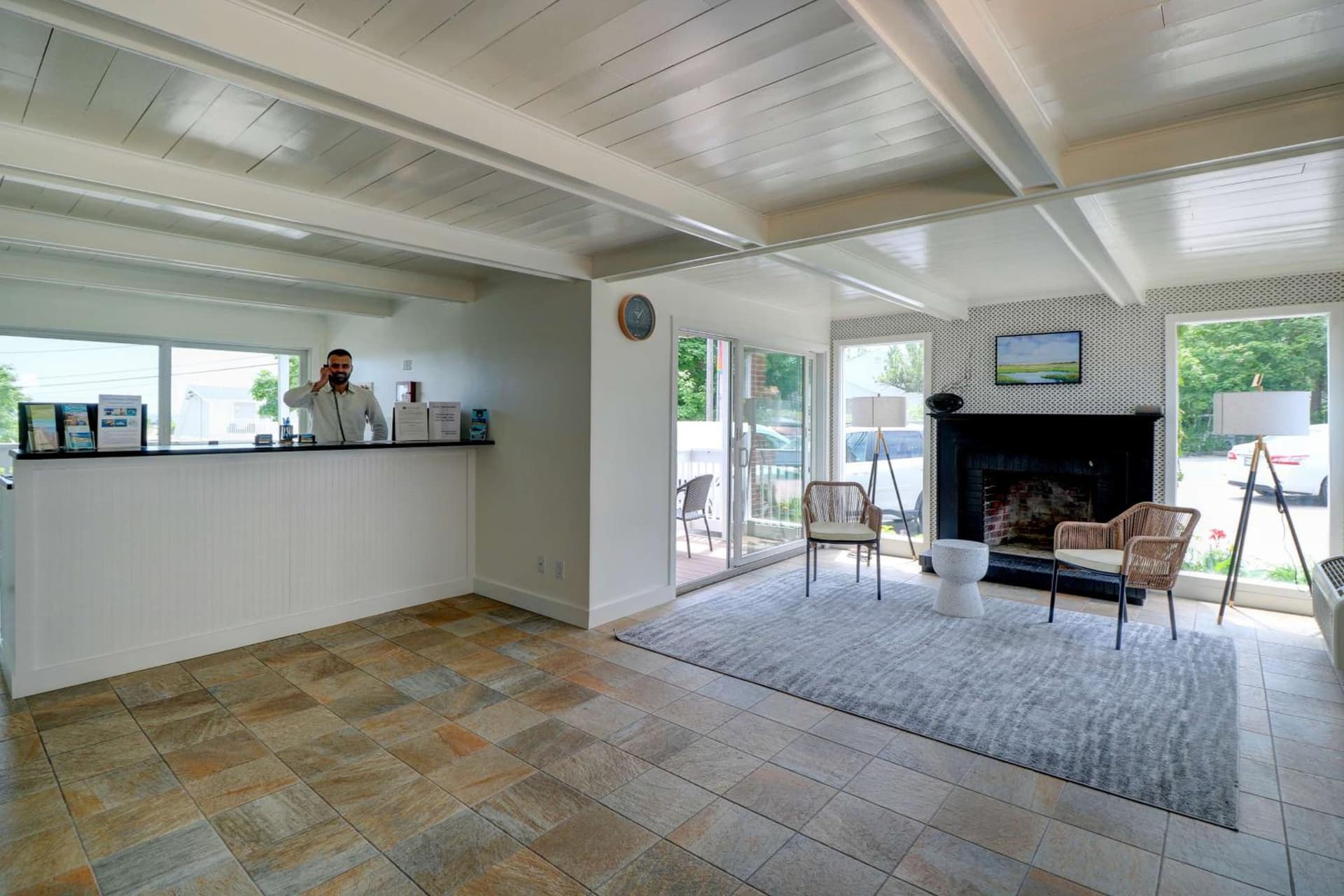 Aspinquid Resort interior in Ogunquit — gallery photo 2