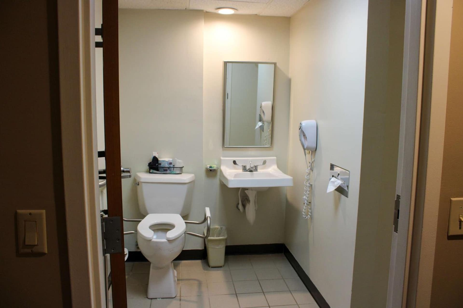 Fireside Inn & Suites Gilford gallery photo in Gilford — image 122
