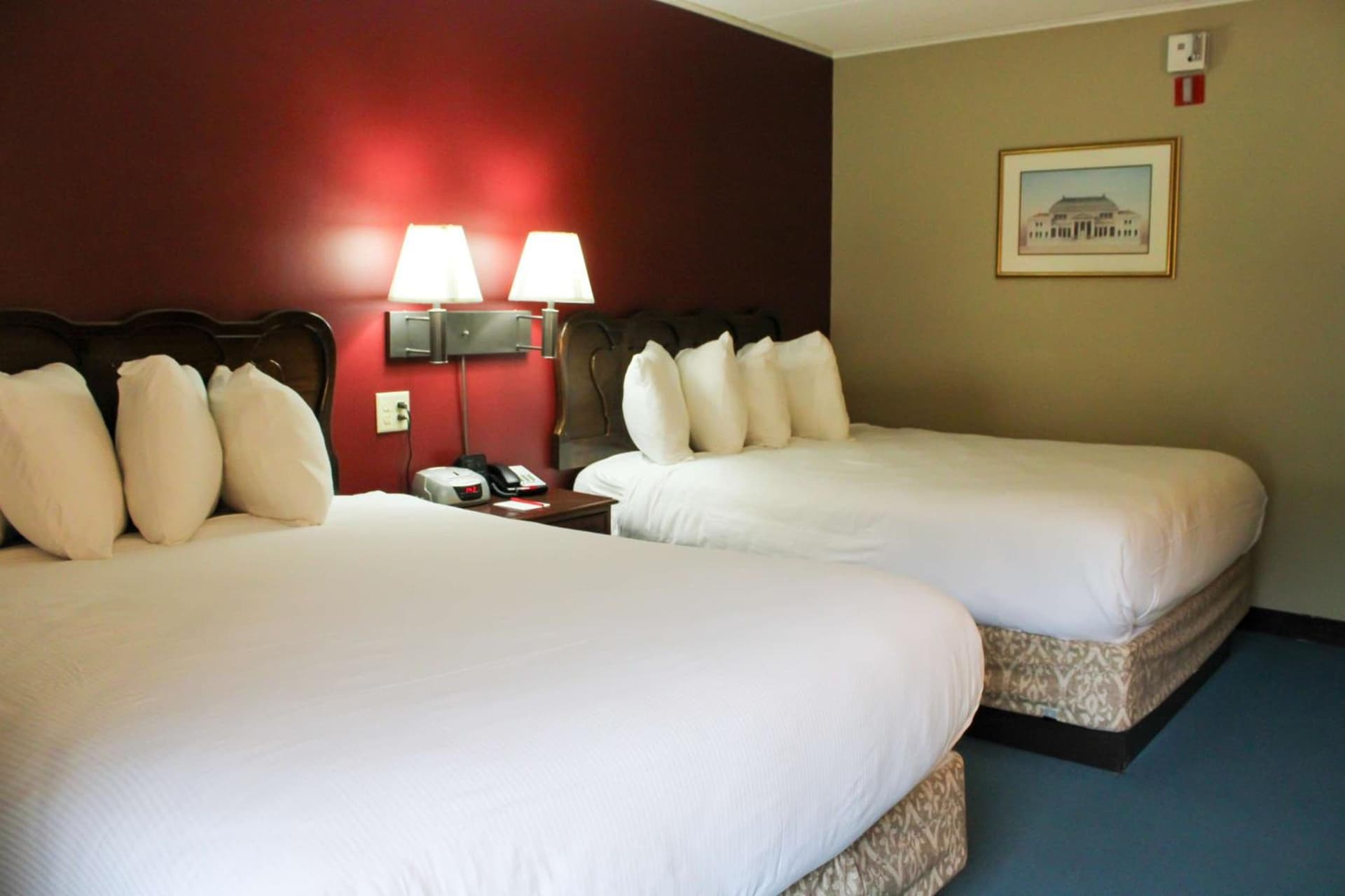 Fireside Inn & Suites Gilford gallery photo in Gilford — image 8