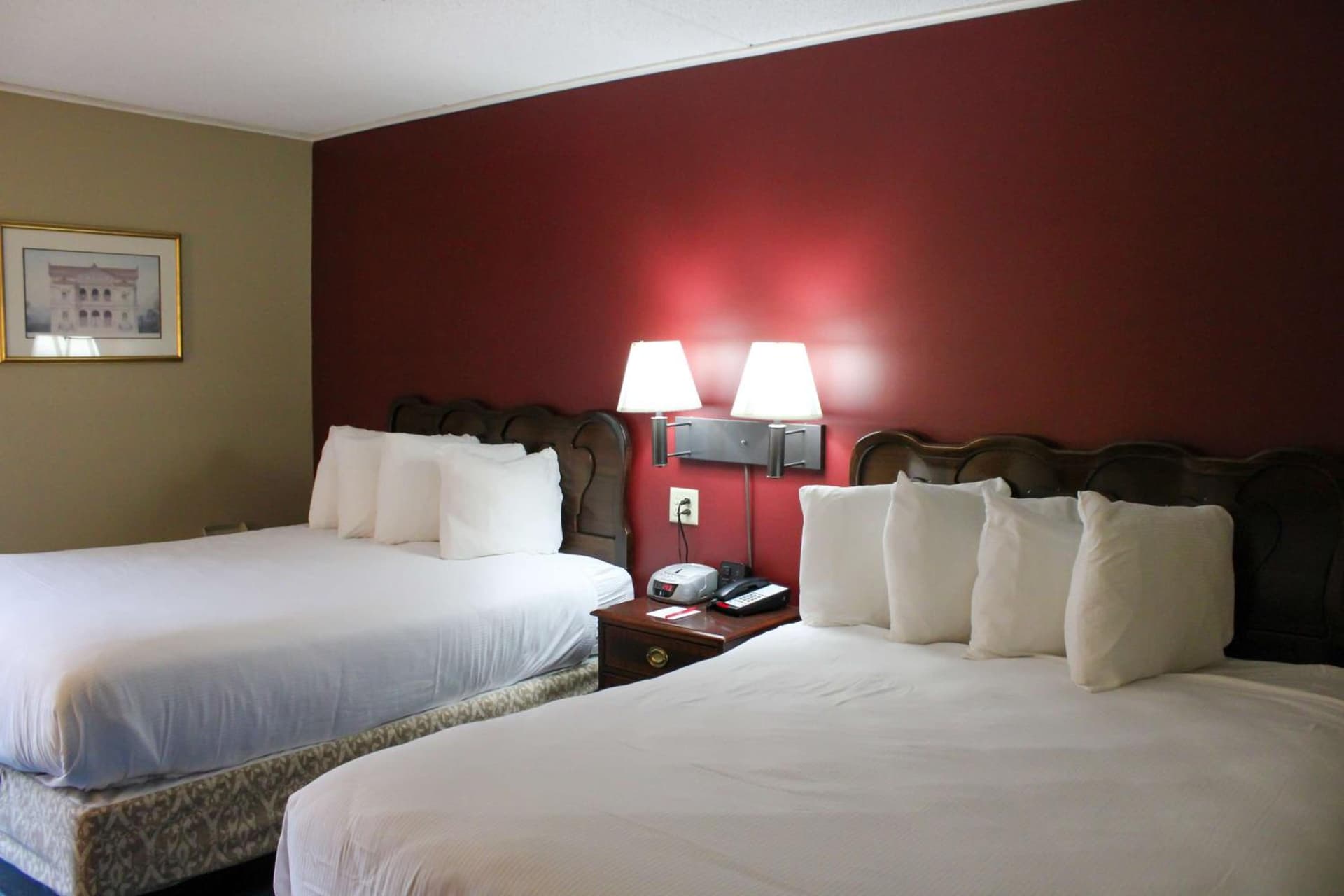 Fireside Inn & Suites Gilford gallery photo in Gilford — image 170