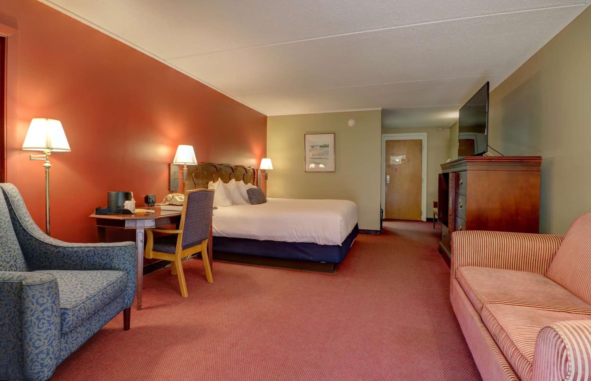 Fireside Inn & Suites Gilford gallery photo in Gilford — image 136