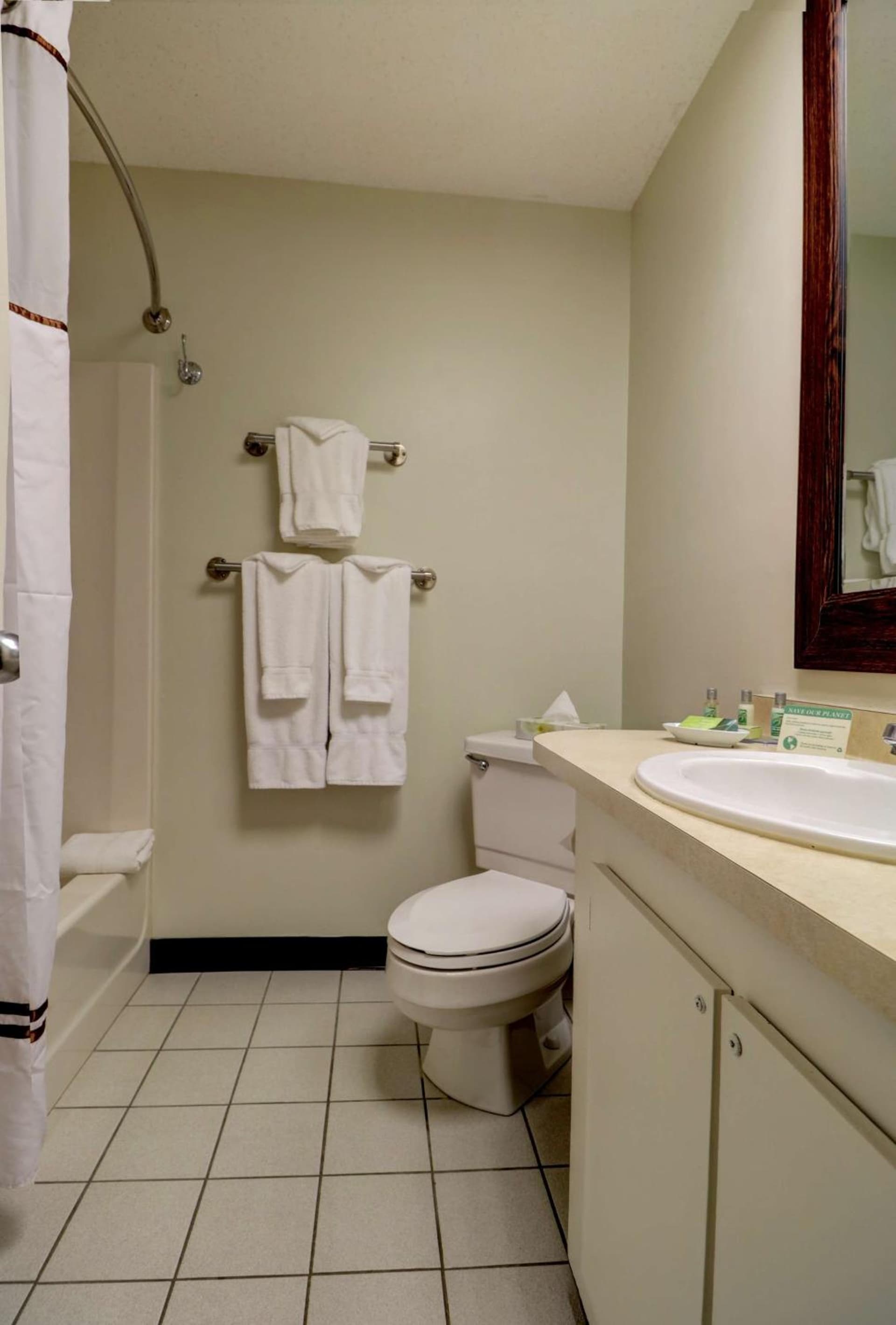 Fireside Inn & Suites Gilford gallery photo in Gilford — image 114