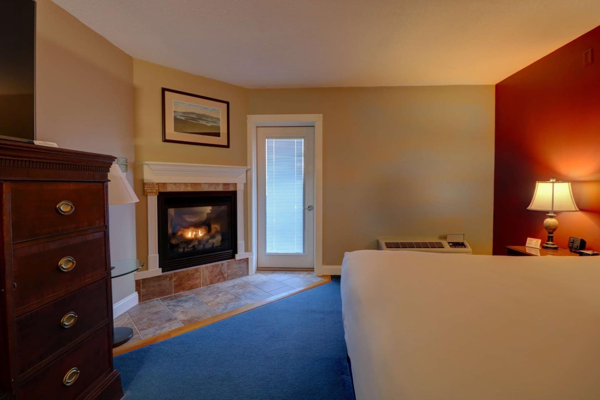 Fireside Inn & Suites Gilford gallery photo in Gilford — image 88