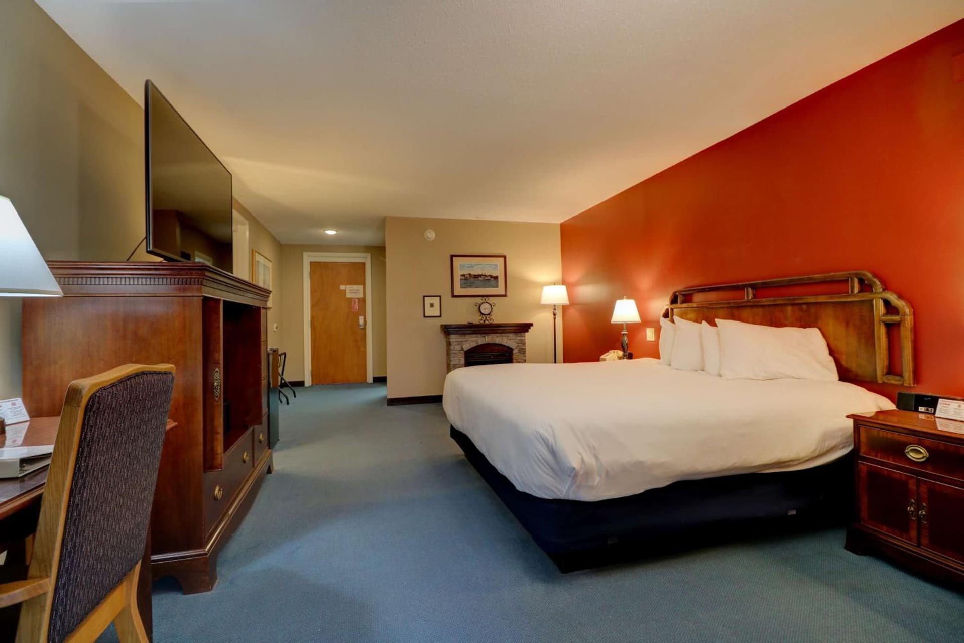 Fireside Inn & Suites Gilford gallery photo in Gilford — image 96