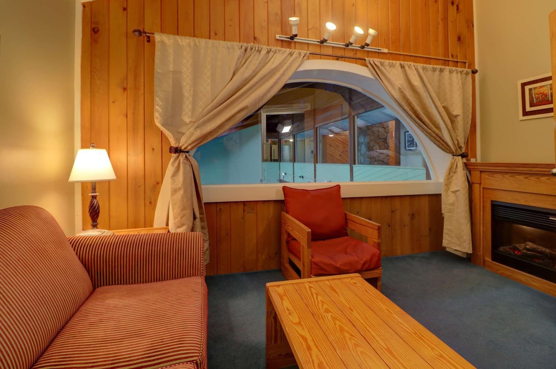 Fireside Inn & Suites Gilford gallery photo in Gilford — image 123