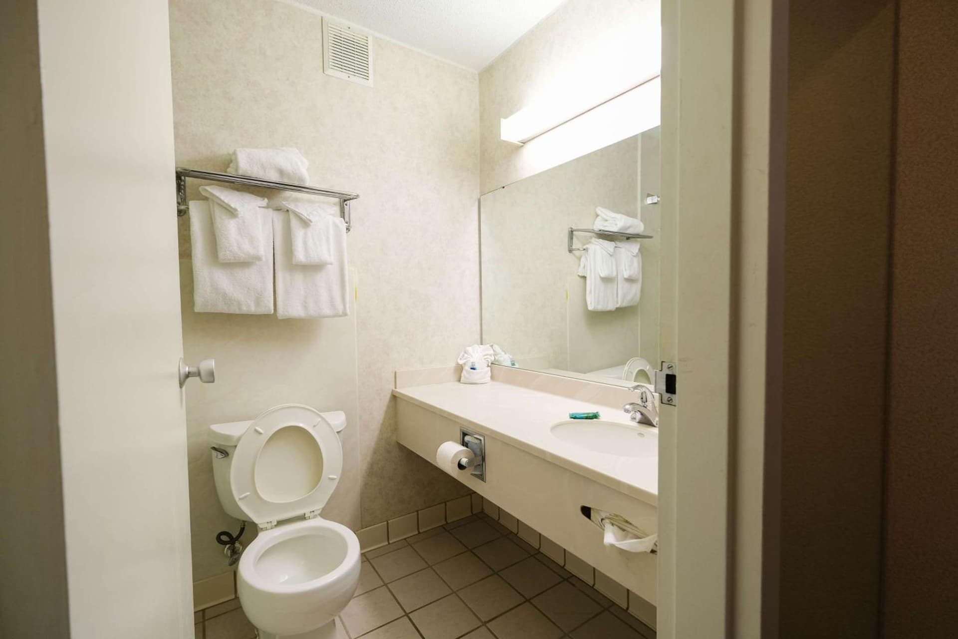 Fireside Inn & Suites Portland gallery photo in Portland, ME — image 95