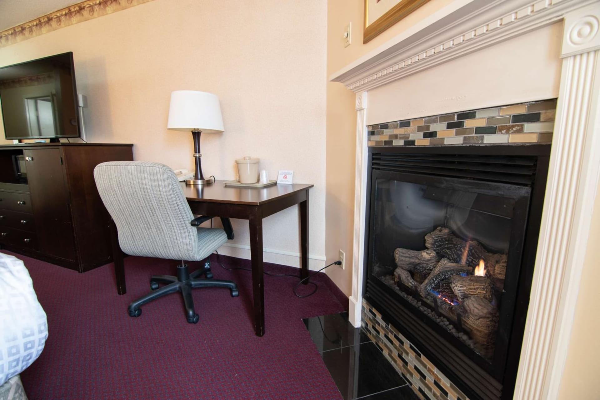 Fireside Inn & Suites Portland gallery photo in Portland, ME — image 58