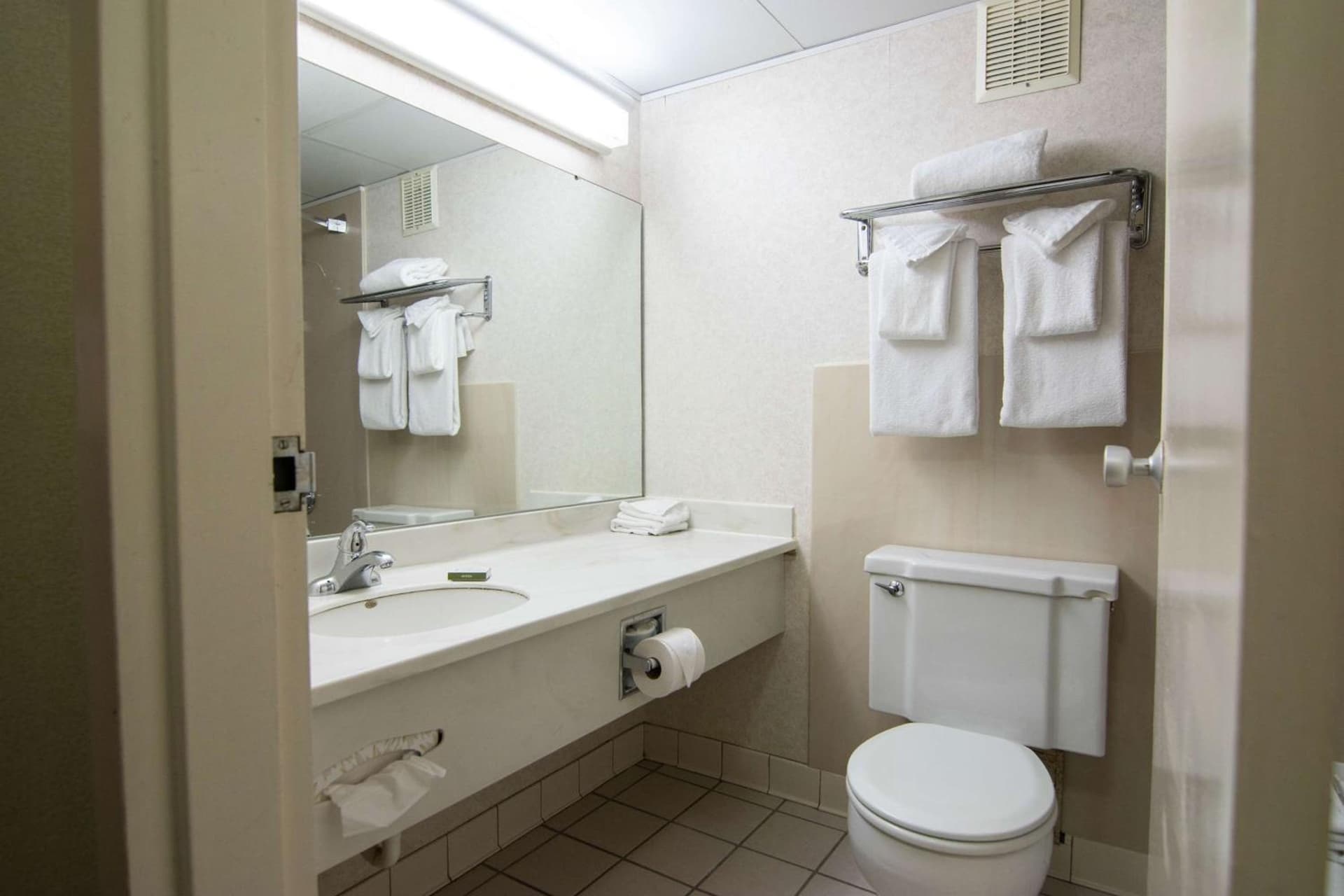 Fireside Inn & Suites Portland gallery photo in Portland, ME — image 83