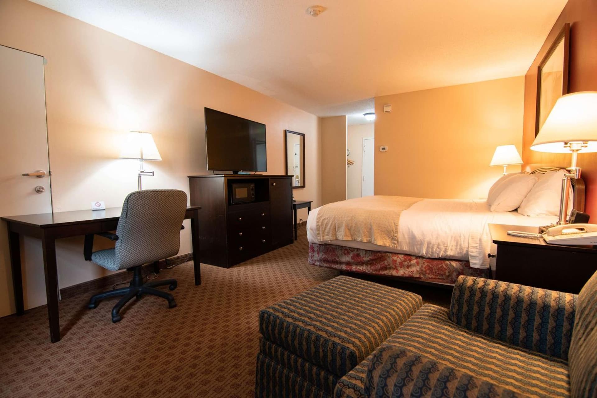 Fireside Inn & Suites Portland gallery photo in Portland, ME — image 7