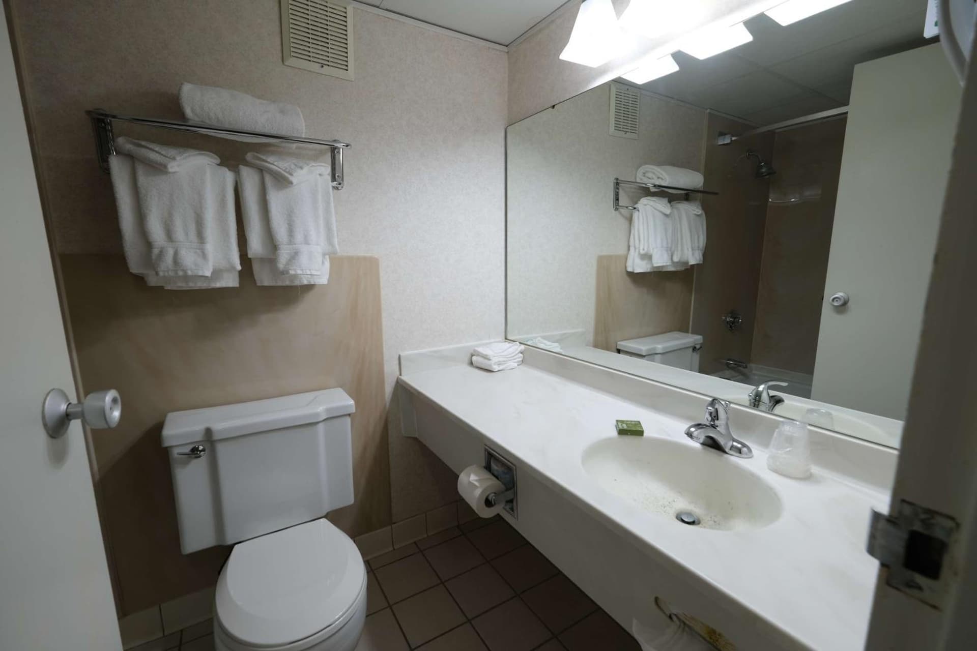 Fireside Inn & Suites Portland gallery photo in Portland, ME — image 96