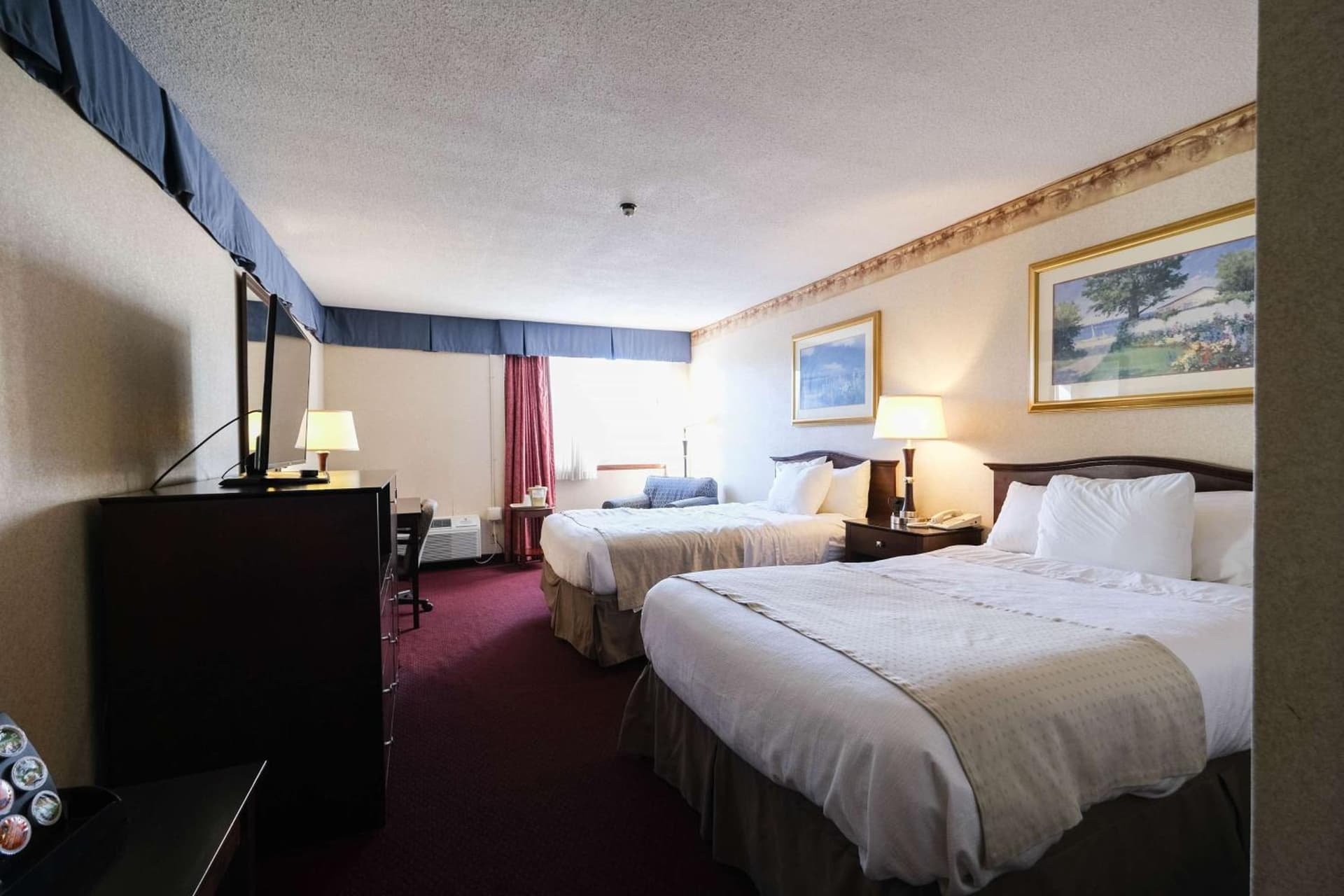Fireside Inn & Suites Portland gallery photo in Portland, ME — image 8