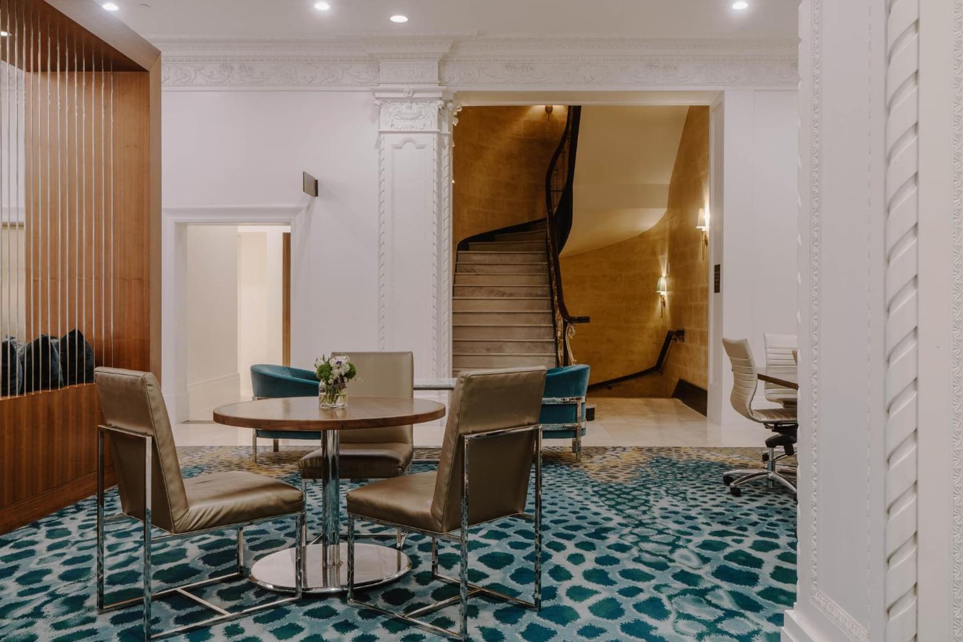Club Quarters Hotel Downtown, Houston gallery photo in Houston, TX — image 73