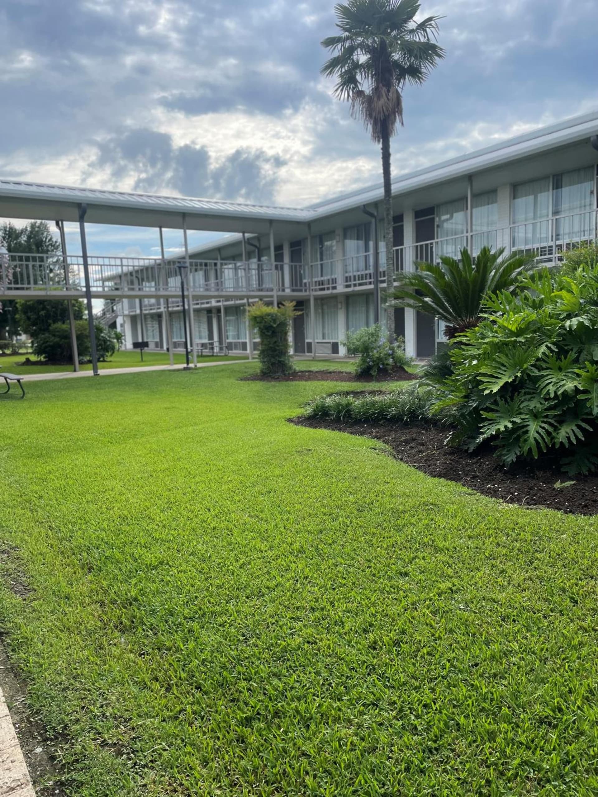 Plantation Inn gallery photo in Houma, LA — image 6