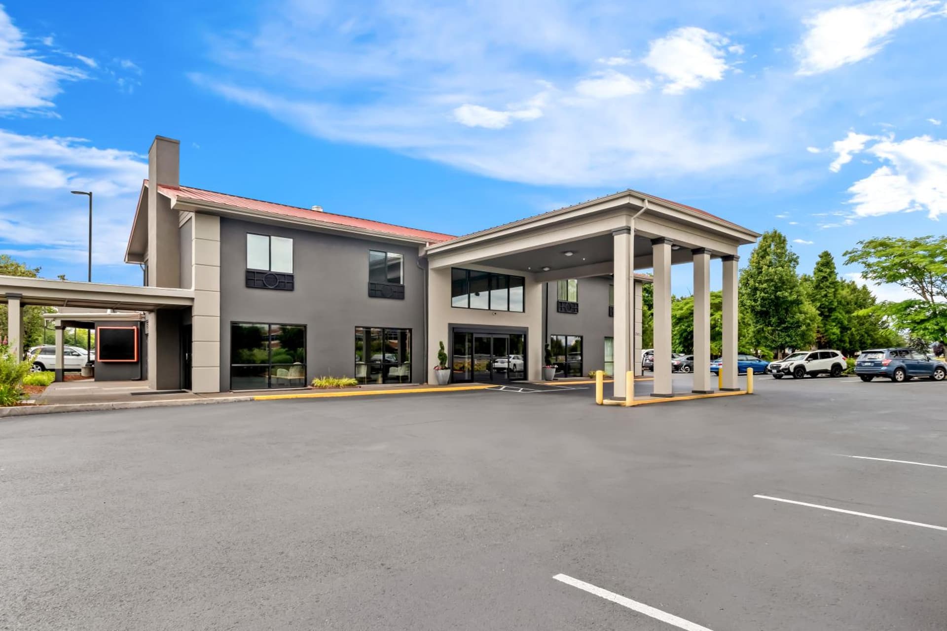 Red Lion Hotel Portland Airport gallery photo in Portland, OR — image 11