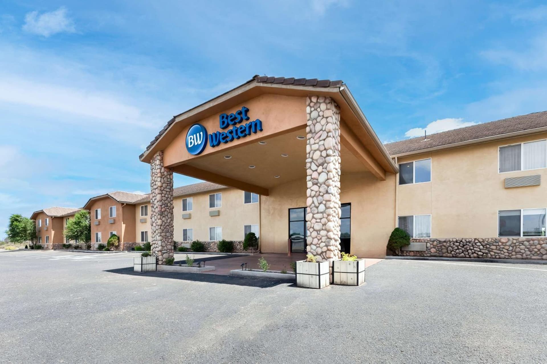 Best Western Snowflake Inn featured exterior or lobby in Snowflake, AZ — similar hotel
