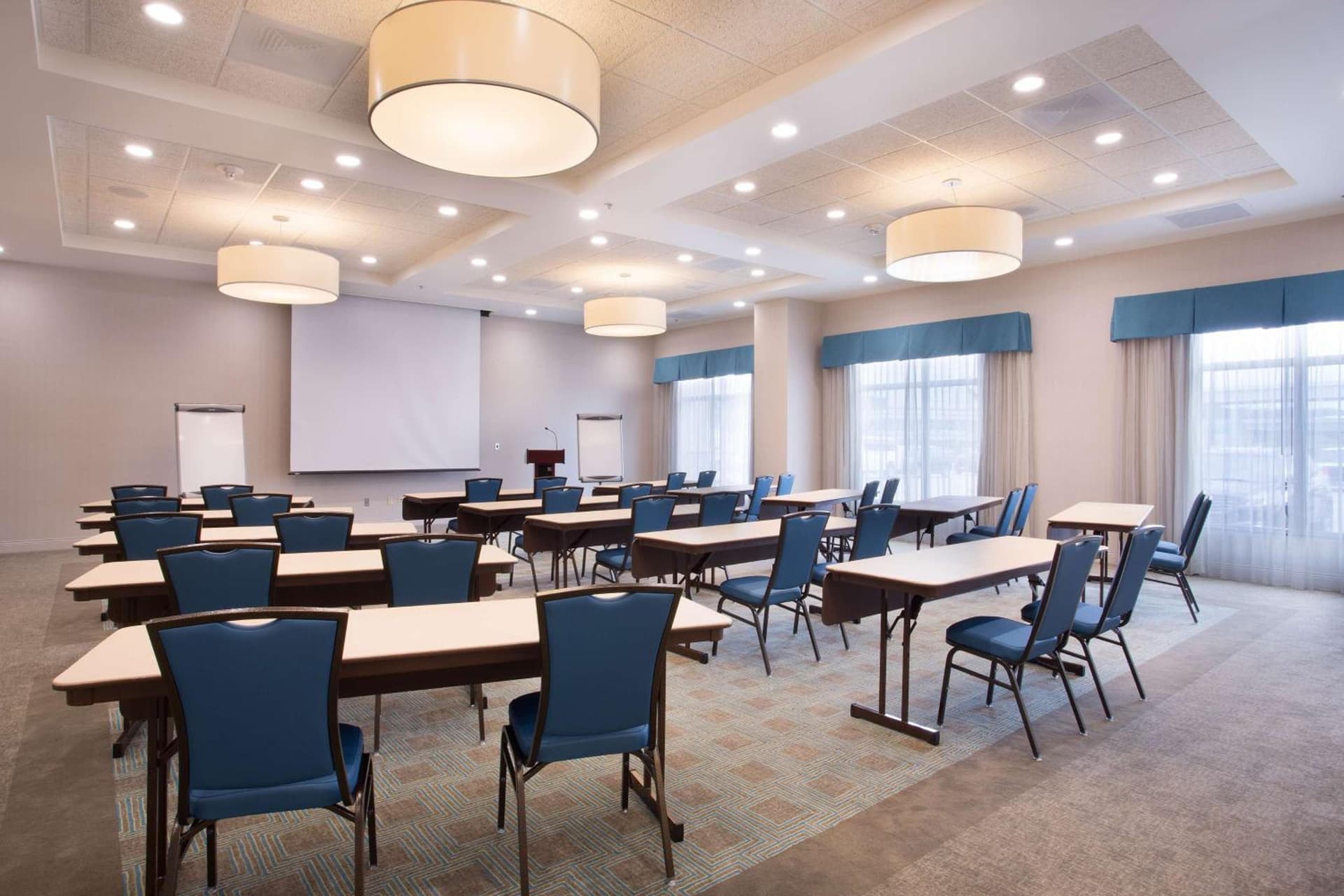 Drury Plaza Hotel St Louis Brentwood gallery photo in Brentwood, MO — image 22