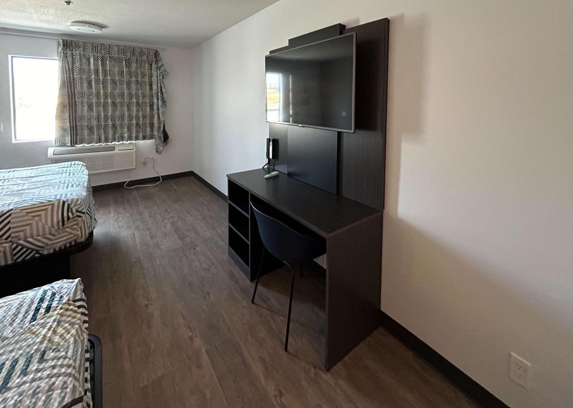 Motel 6 Lake Elsinore, CA gallery photo in Lake Elsinore, CA — image 15