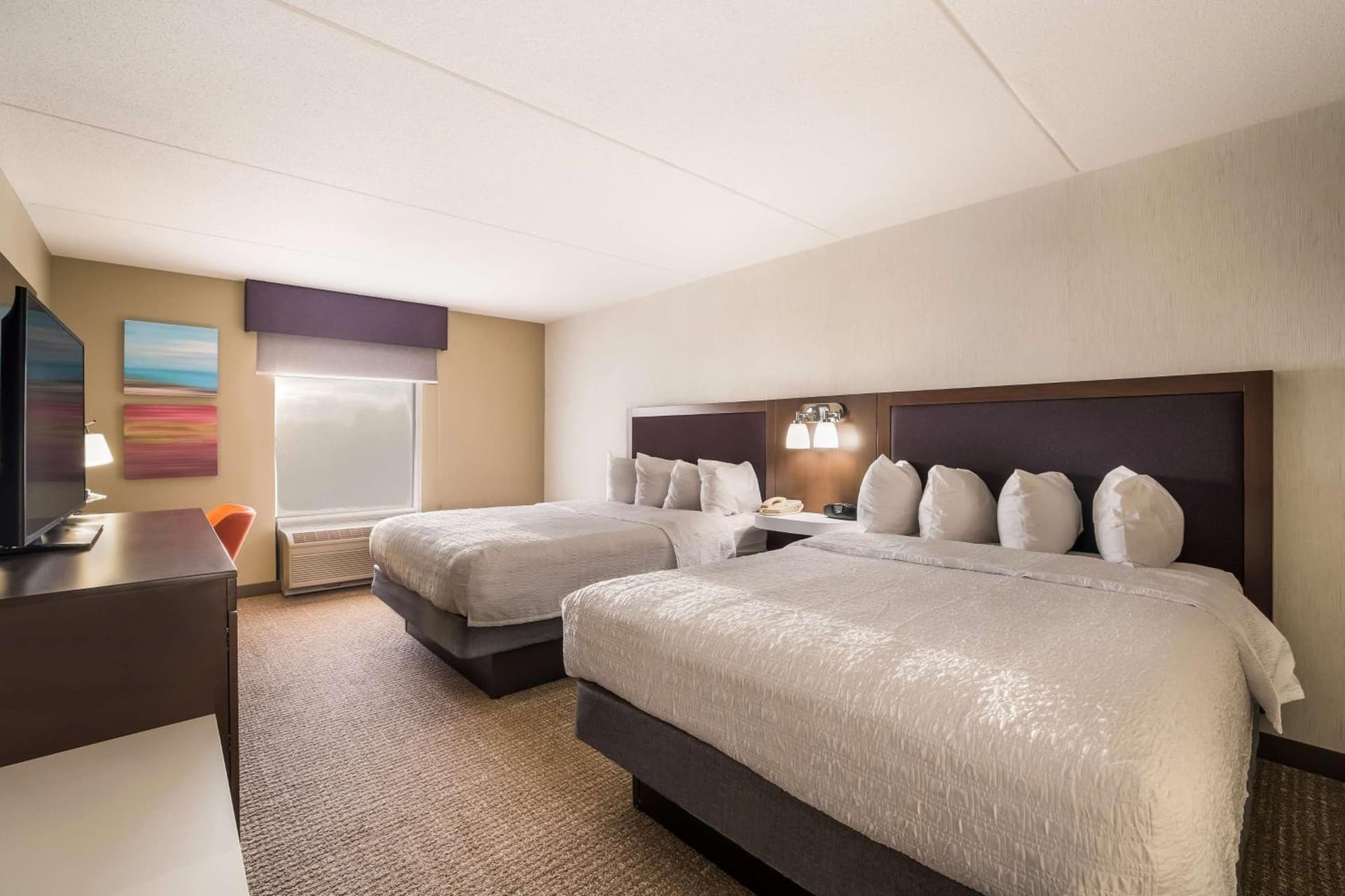 Hampton Inn McHenry gallery photo in McHenry, IL — image 29