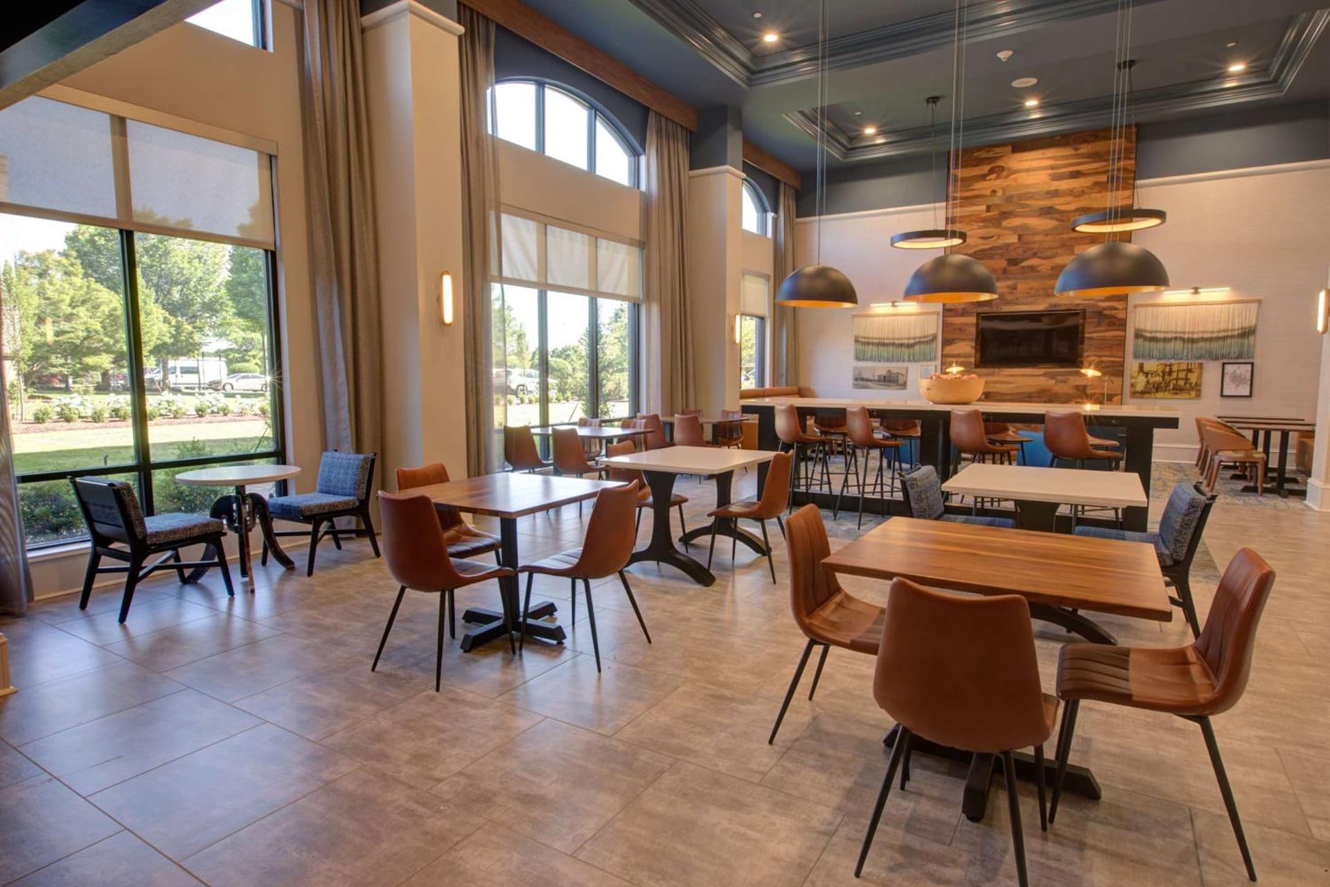 Hampton Inn & Suites Spartanburg-I-26-Westgate Mall gallery photo in Spartanburg, SC — image 9