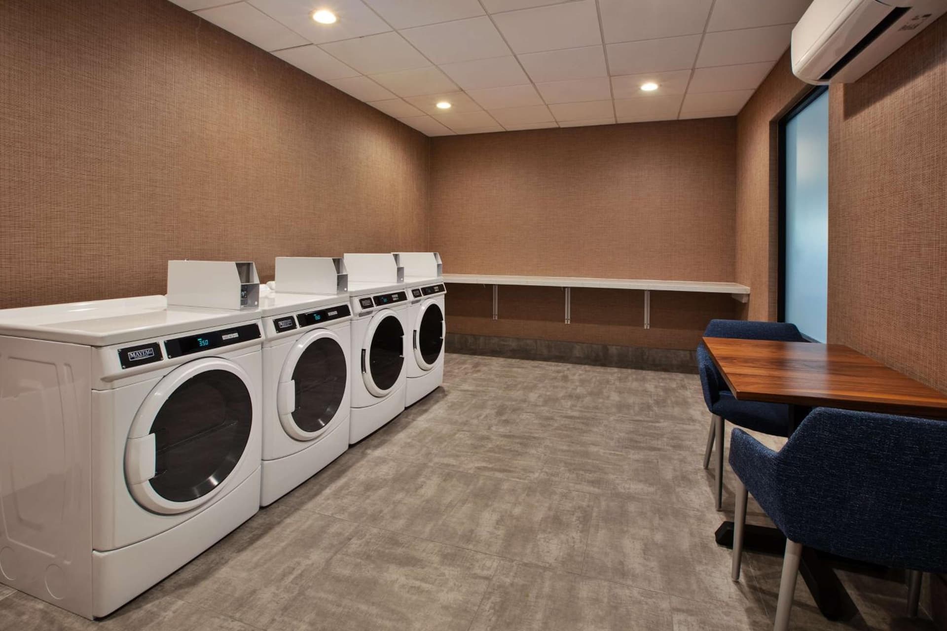Hampton Inn & Suites Spartanburg-I-26-Westgate Mall gallery photo in Spartanburg, SC — image 15