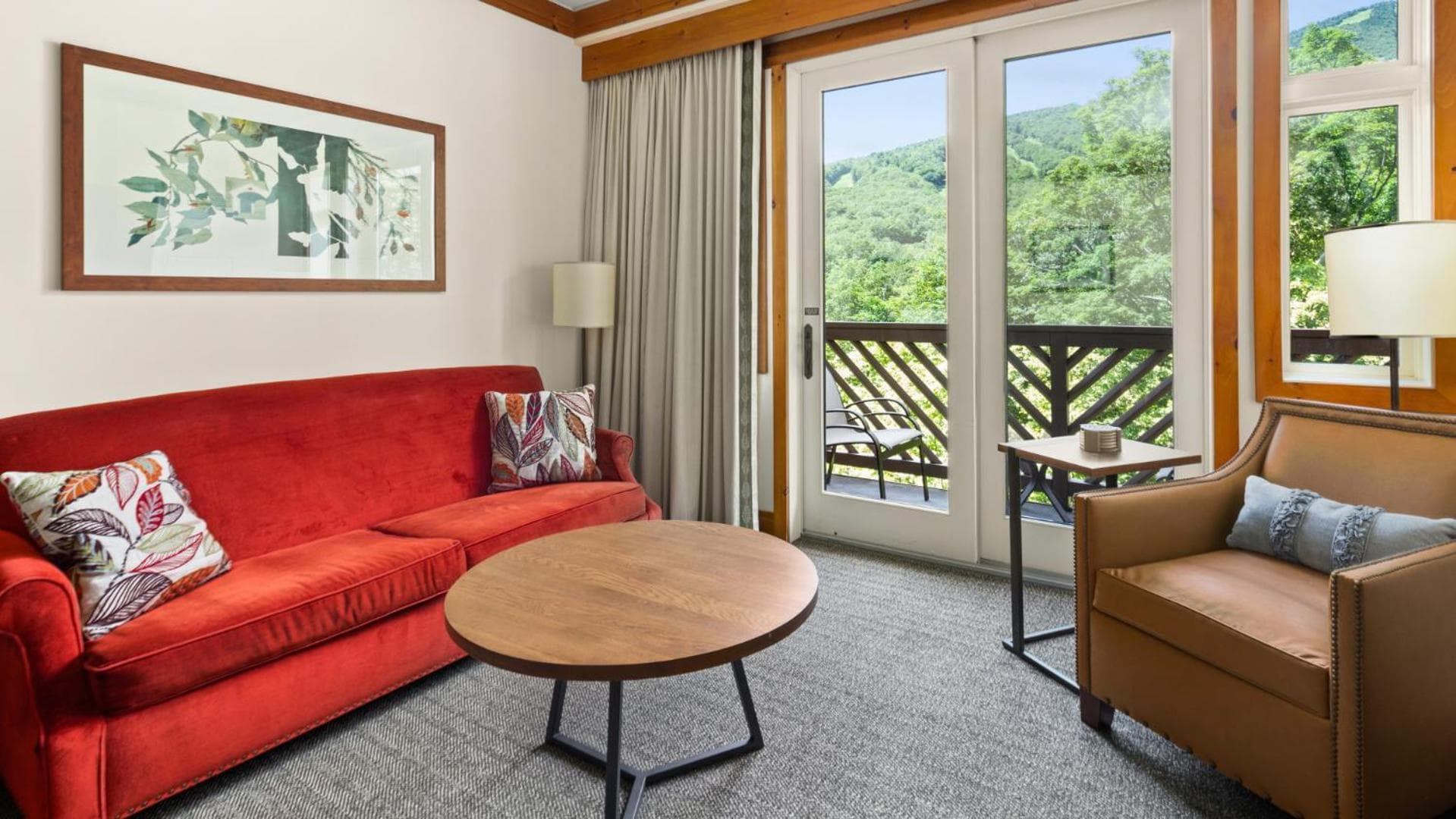 1315 - Studio - Lodge At Spruce - Stowe Mt Resort - Ski in Ski out - Sleeps 4 interior in Stowe — gallery photo 2