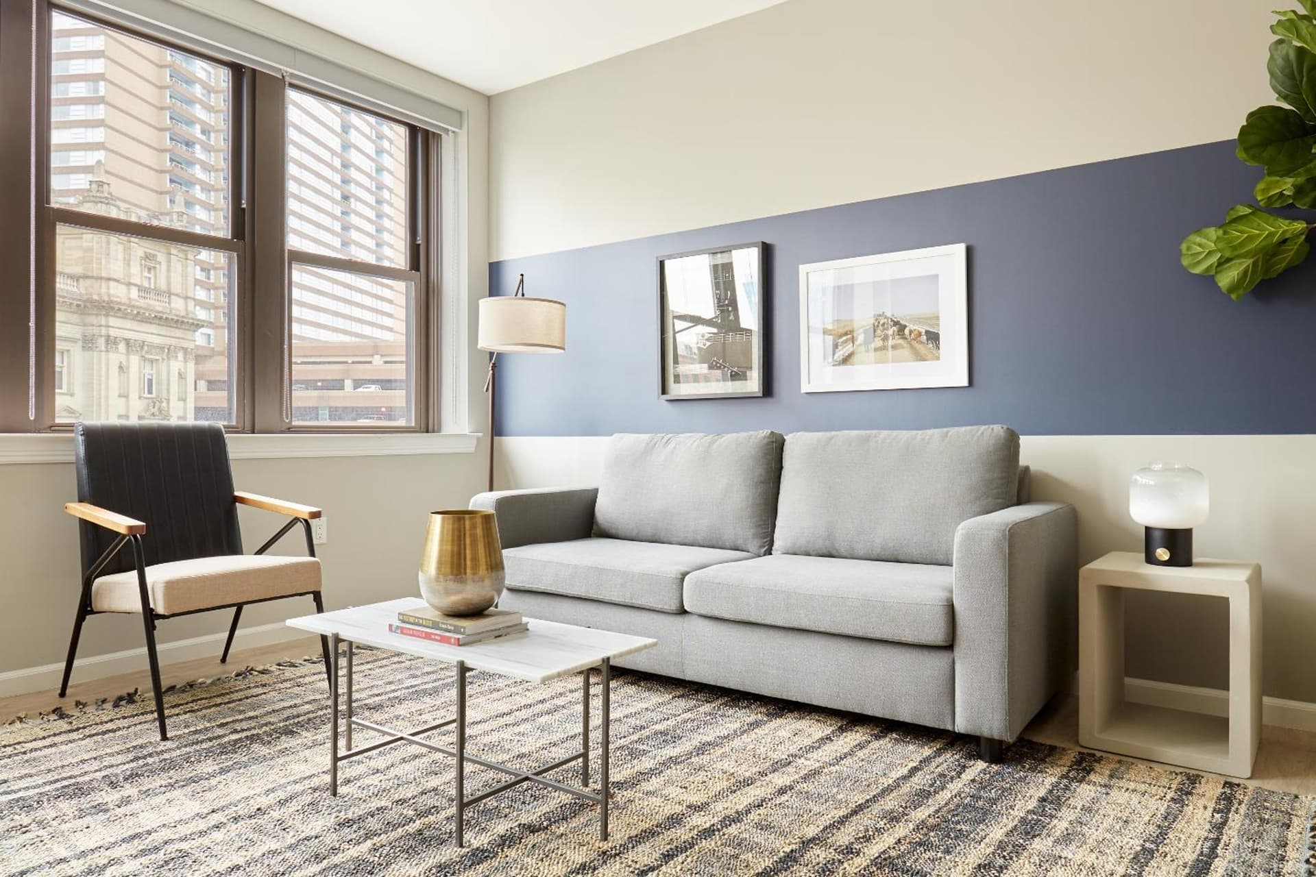 Kasa Cadillac Square Detroit property views in Detroit, MI — gallery photo 3