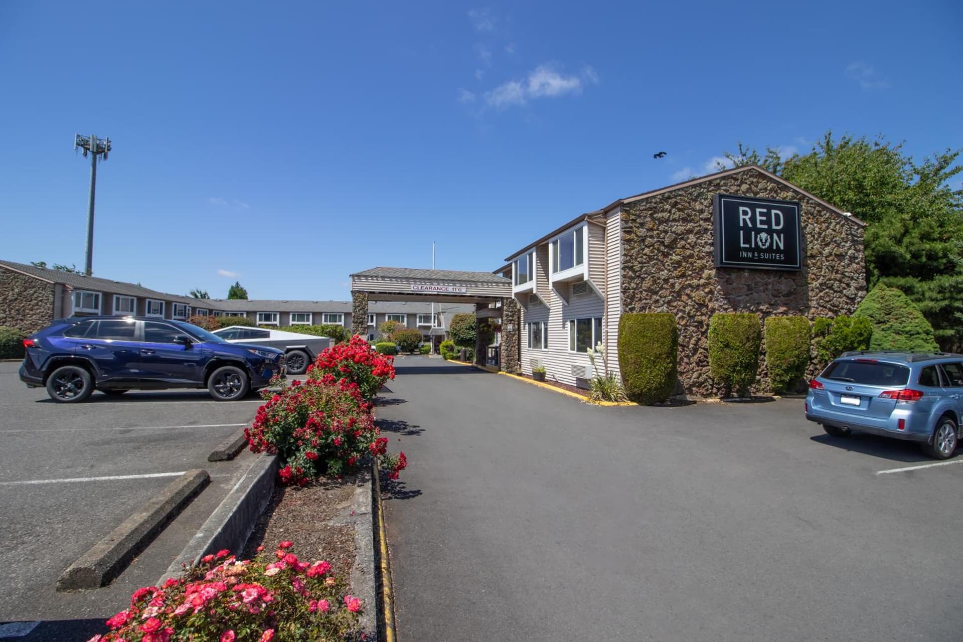 Red Lion Inn & Suites Vancouver gallery photo in Vancouver, WA — image 28