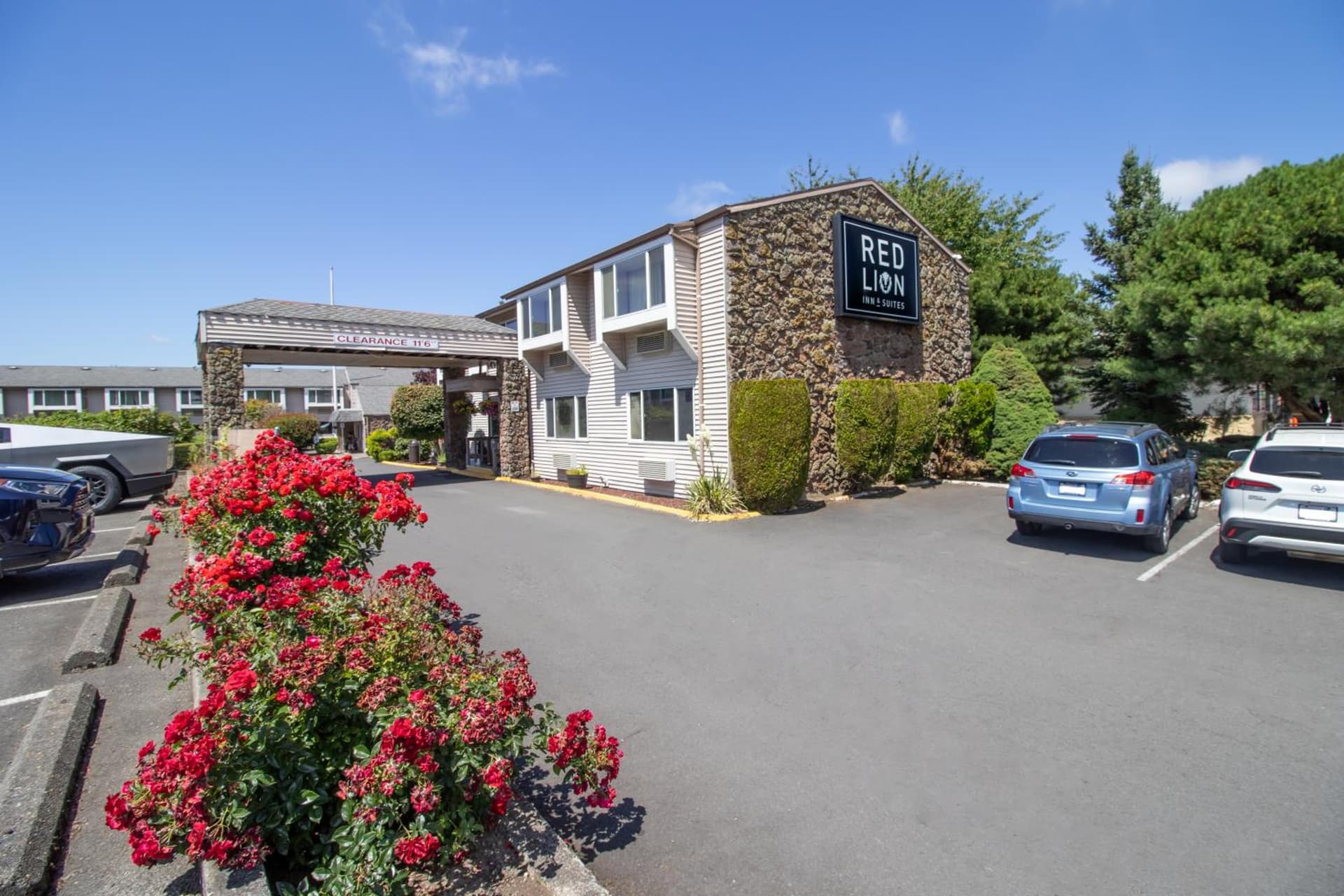 Red Lion Inn & Suites Vancouver gallery photo in Vancouver, WA — image 39