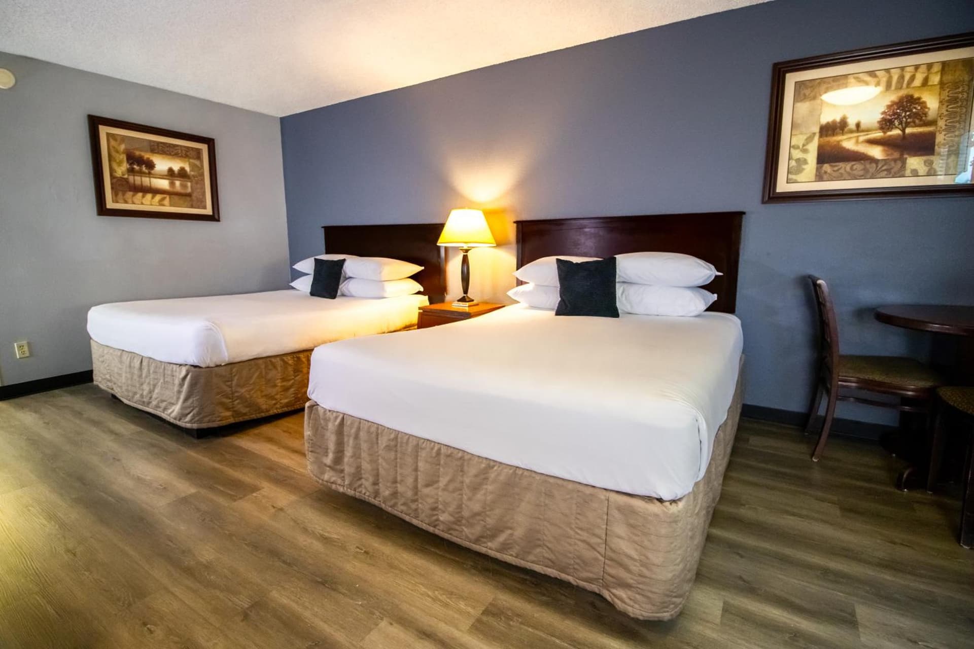 Red Lion Inn & Suites Vancouver gallery photo in Vancouver, WA — image 34