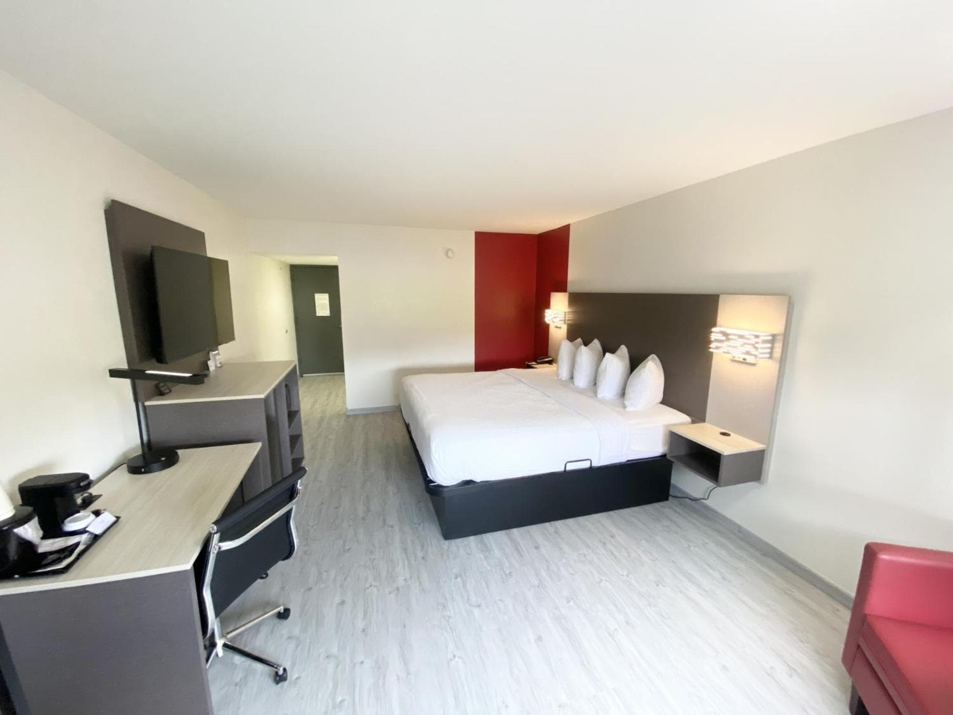 Ramada by Wyndham Tuscaloosa gallery photo in Tuscaloosa, AL — image 10