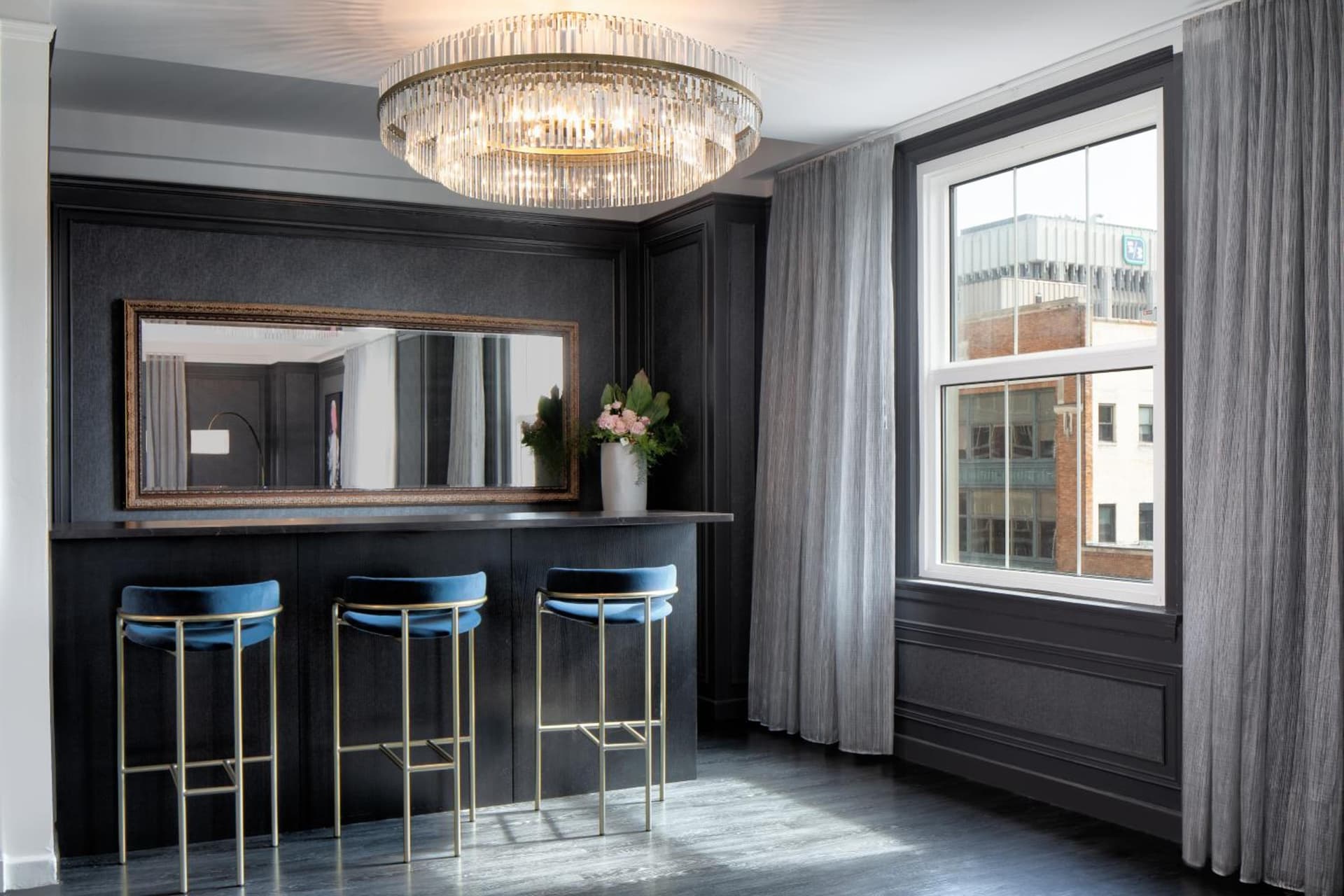 Amway Grand Plaza Hotel, Curio Collection by Hilton gallery photo in Grand Rapids, MI — image 84