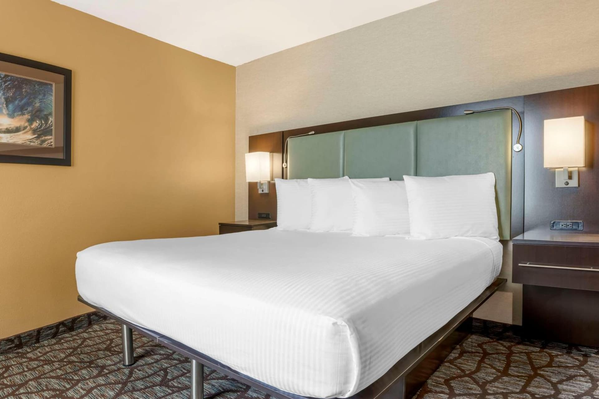 Best Western Plus Oceanside Palms gallery photo in Oceanside, CA — image 32