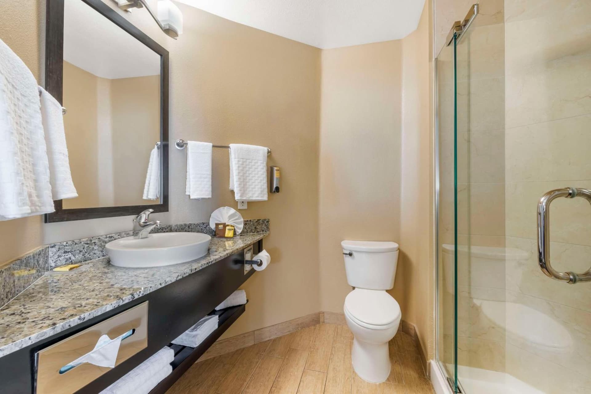 Best Western Plus Oceanside Palms gallery photo in Oceanside, CA — image 20
