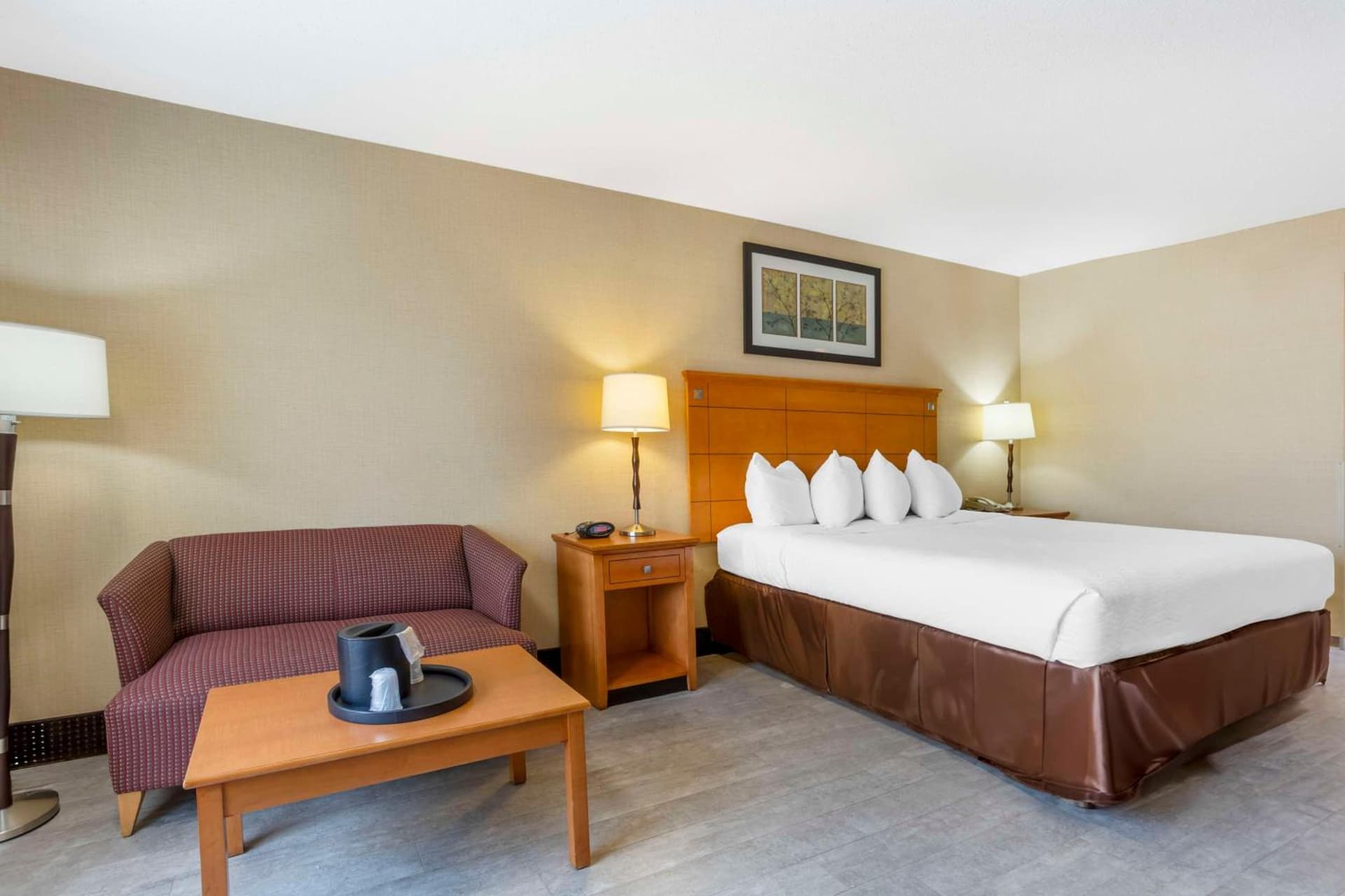 Best Western Danbury/Bethel property views in Bethel — gallery photo 3