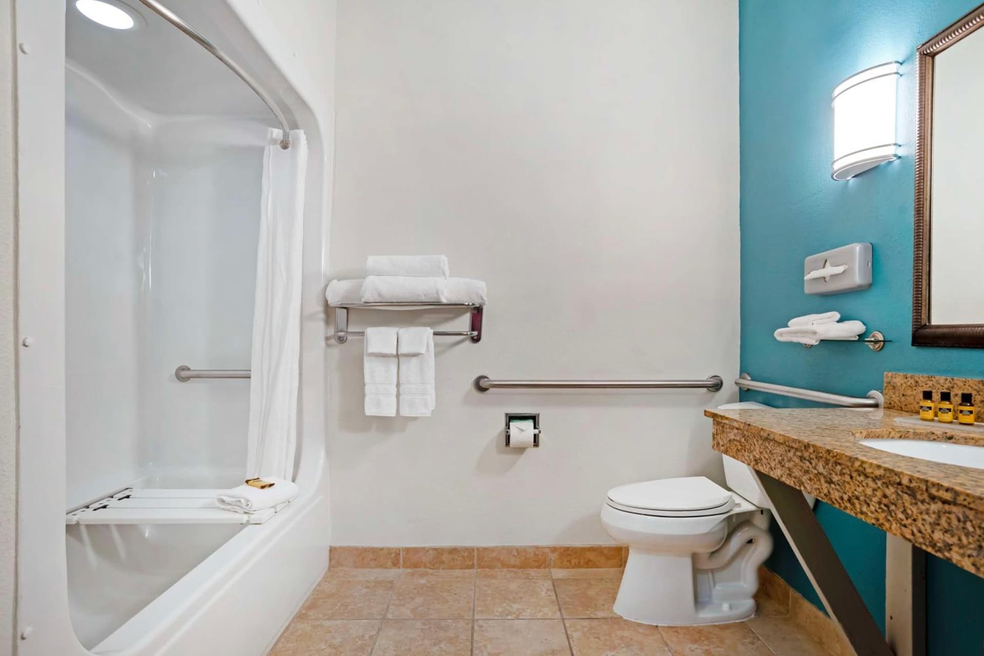 Best Western Plus Blue Angel Inn gallery photo in Pensacola, FL — image 9