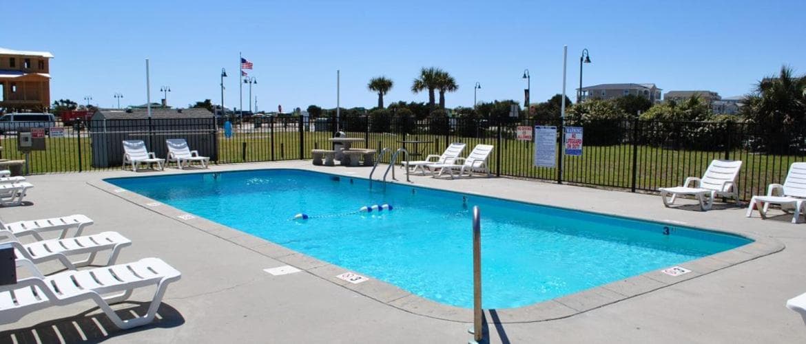 ON ISLAND Ocean View Beachy Studio in Campy 1970s Converted Motel property views in Sunset Beach, NC — gallery photo 3