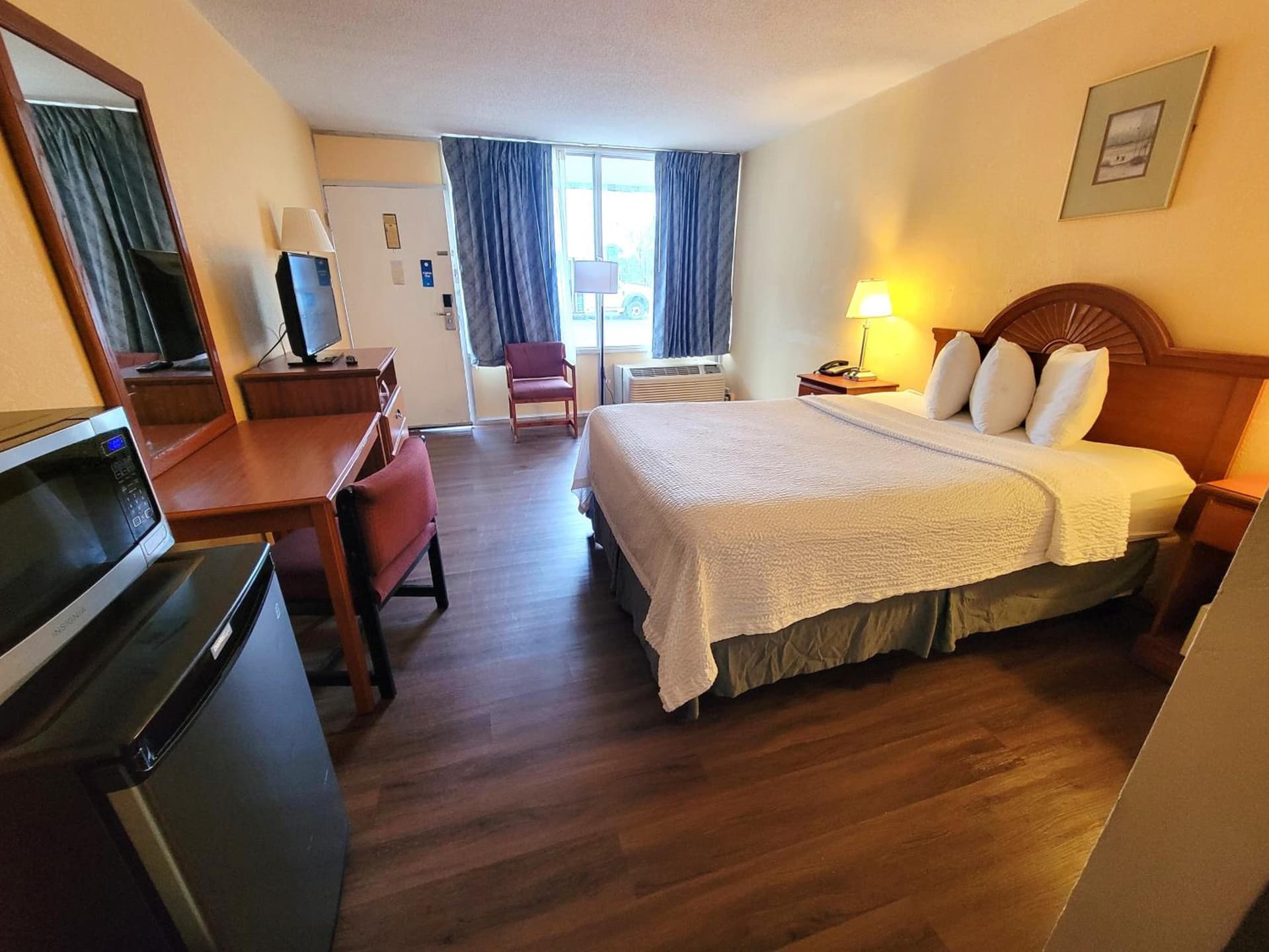 Days Inn by Wyndham Alexandria South gallery photo in Alexandria, VA — image 18