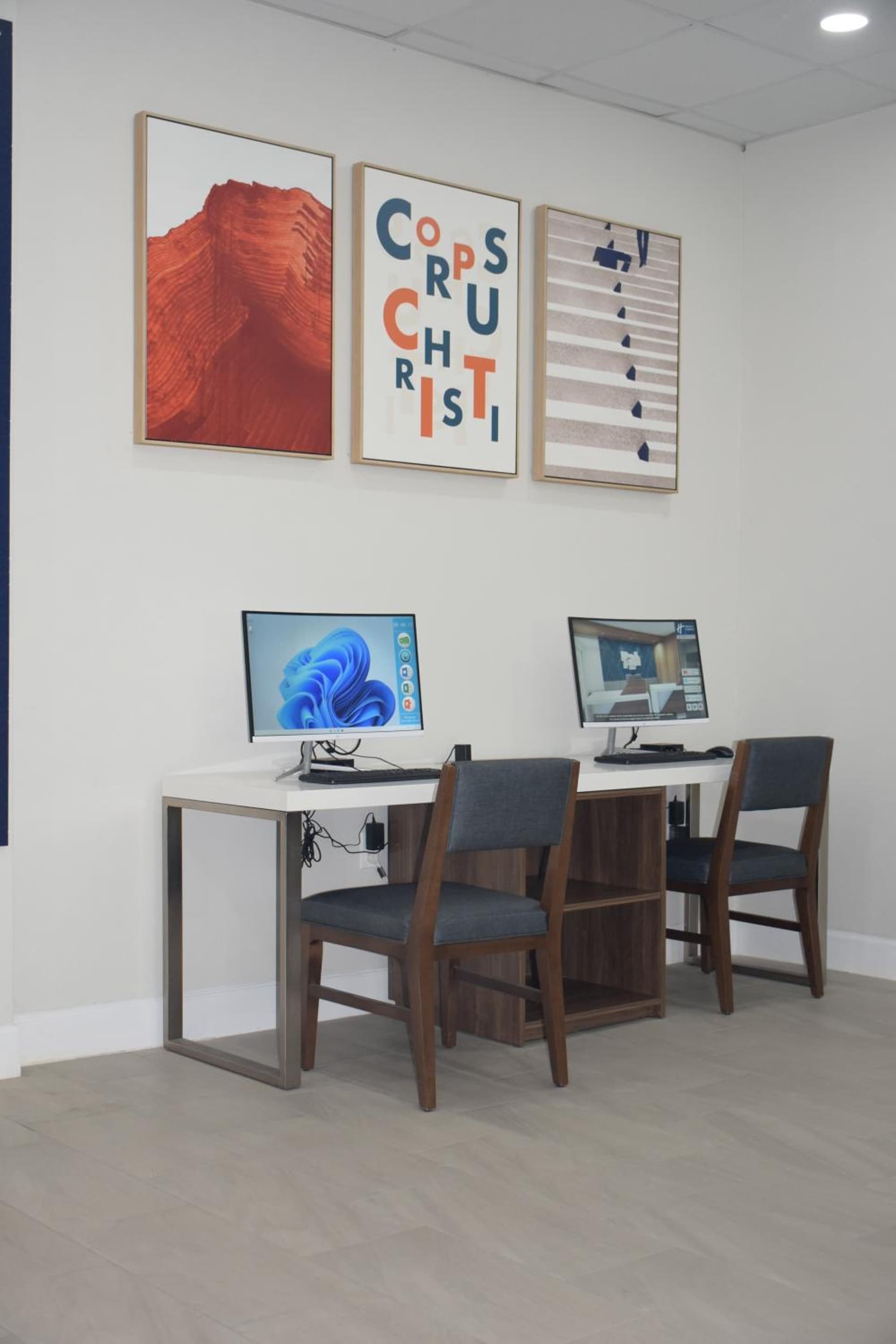 Holiday Inn Express Corpus Christi - Beachfront by IHG gallery photo in Corpus Christi, TX — image 97