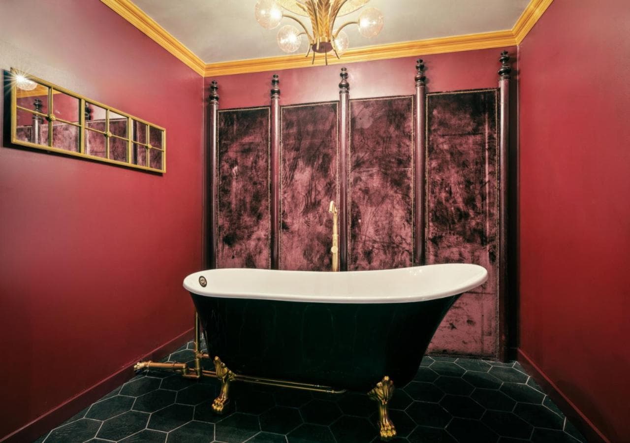The Fainting Couch Boutique Hotel property views in Cobb, CA — gallery photo 3