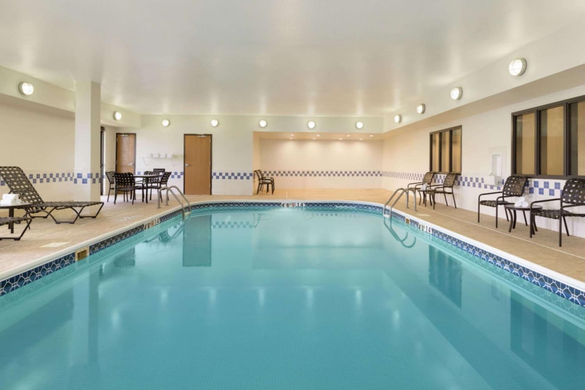 Hampton Inn Chicago-Tinley Park gallery photo in Tinley Park, IL — image 7