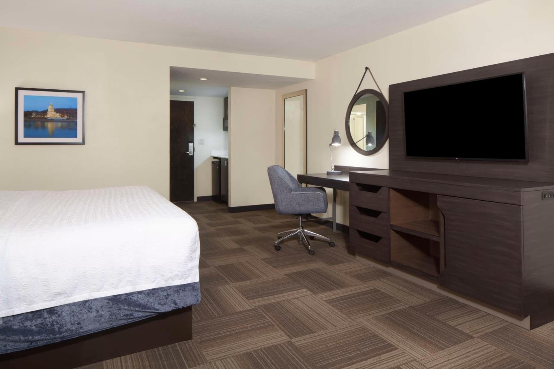 Hampton Inn Charleston-Southridge gallery photo in Charleston, WV — image 18