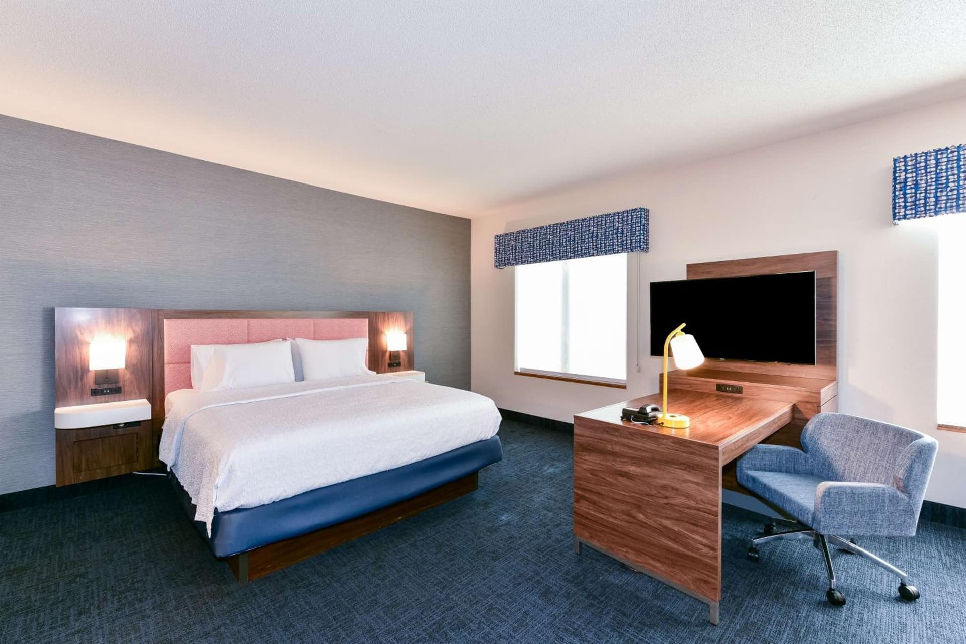 Hampton Inn & Suites Pittsburg gallery photo in Pittsburg, CA — image 71