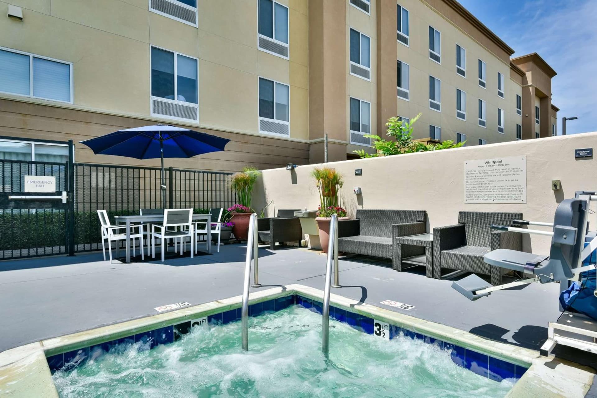 Hampton Inn & Suites Pittsburg gallery photo in Pittsburg, CA — image 69